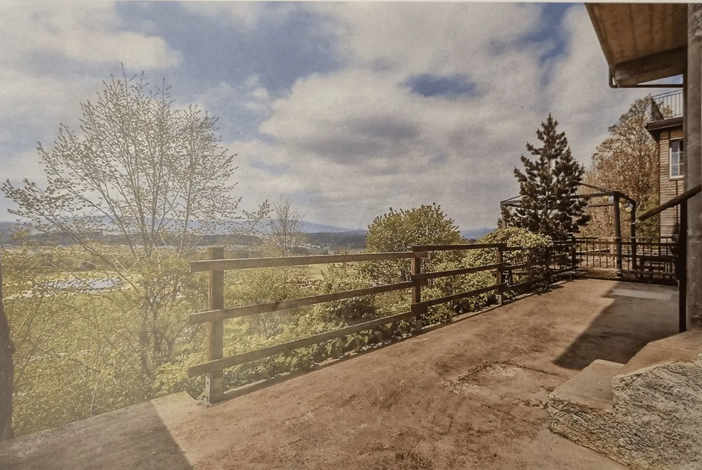 Prächtiges historisches Gebäude aus dem 15. Jahrhundert mit Gewerberaum und Wohnungen - Foto 8 von 17