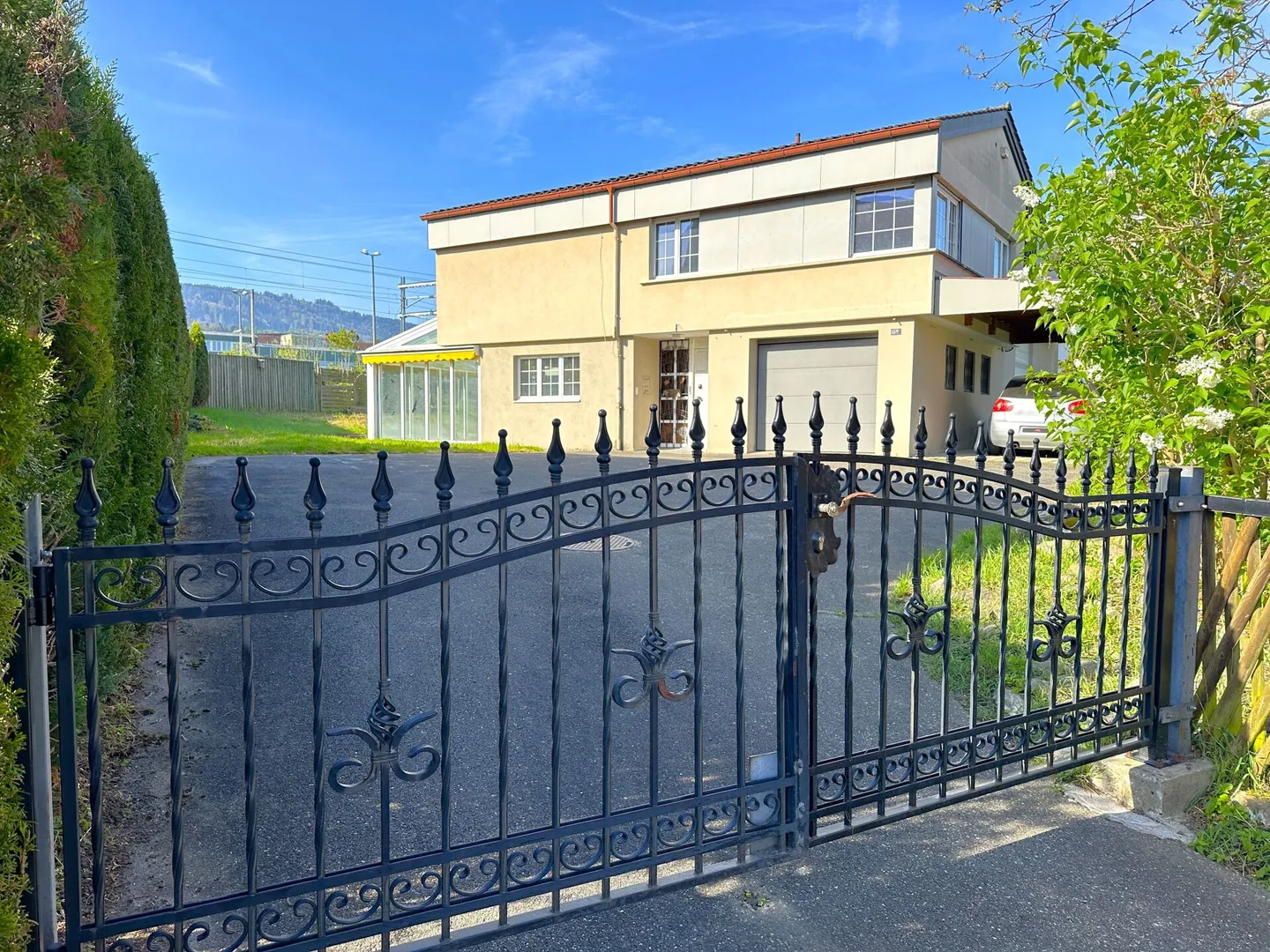 Villa di 5,5 vani con giardino - Foto 4 di 17