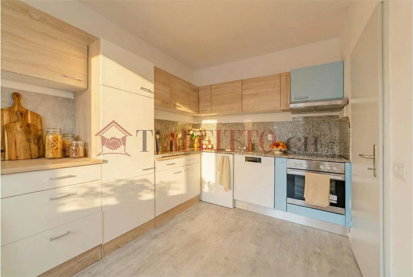 BRIGHT 4.5-ROOM APARTMENT WITH BALCONY IN BODIO - Photo 4 of 8