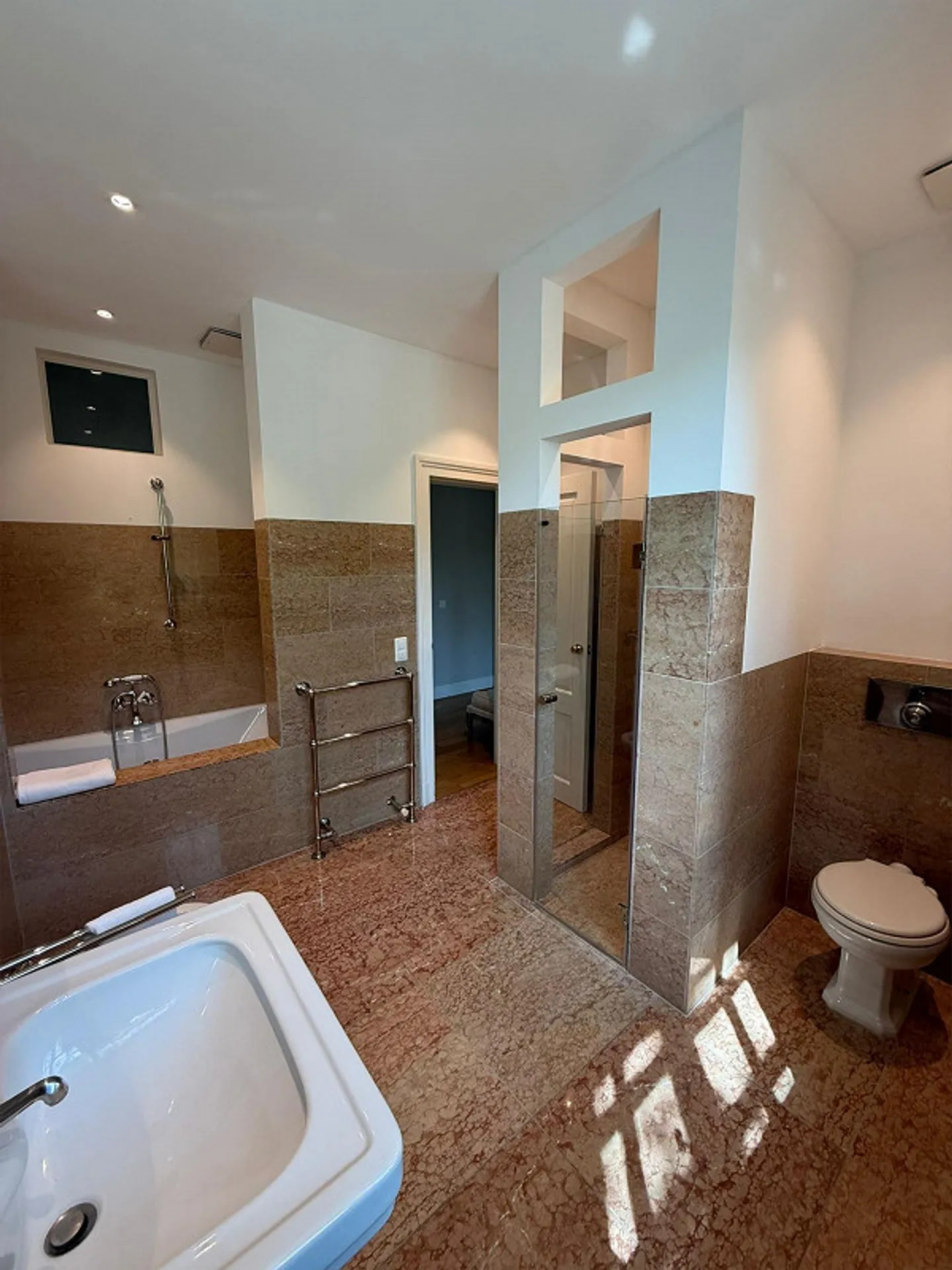 hochwertige Wohnung im besten Viertel von Zürich - Foto 12 von 21