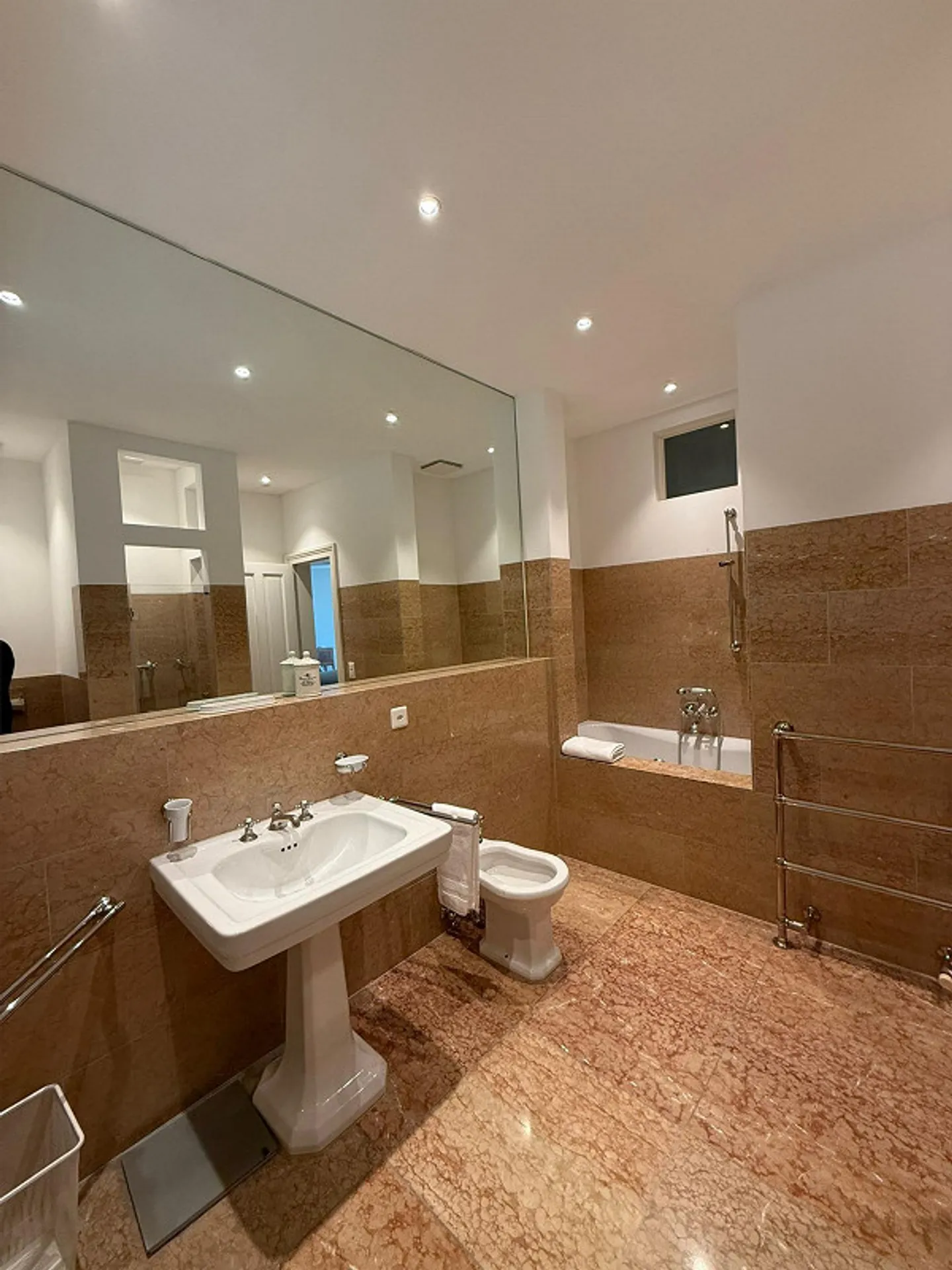 hochwertige Wohnung im besten Viertel von Zürich - Foto 21 von 21