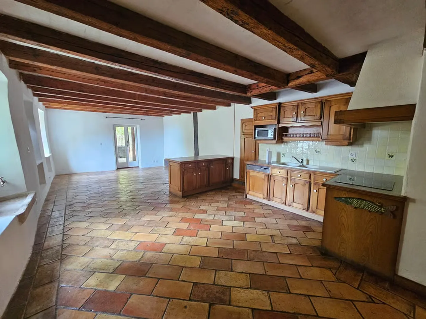Dorfhaus zu renovieren. Ländlich mit Potenzial - Foto 2 von 8