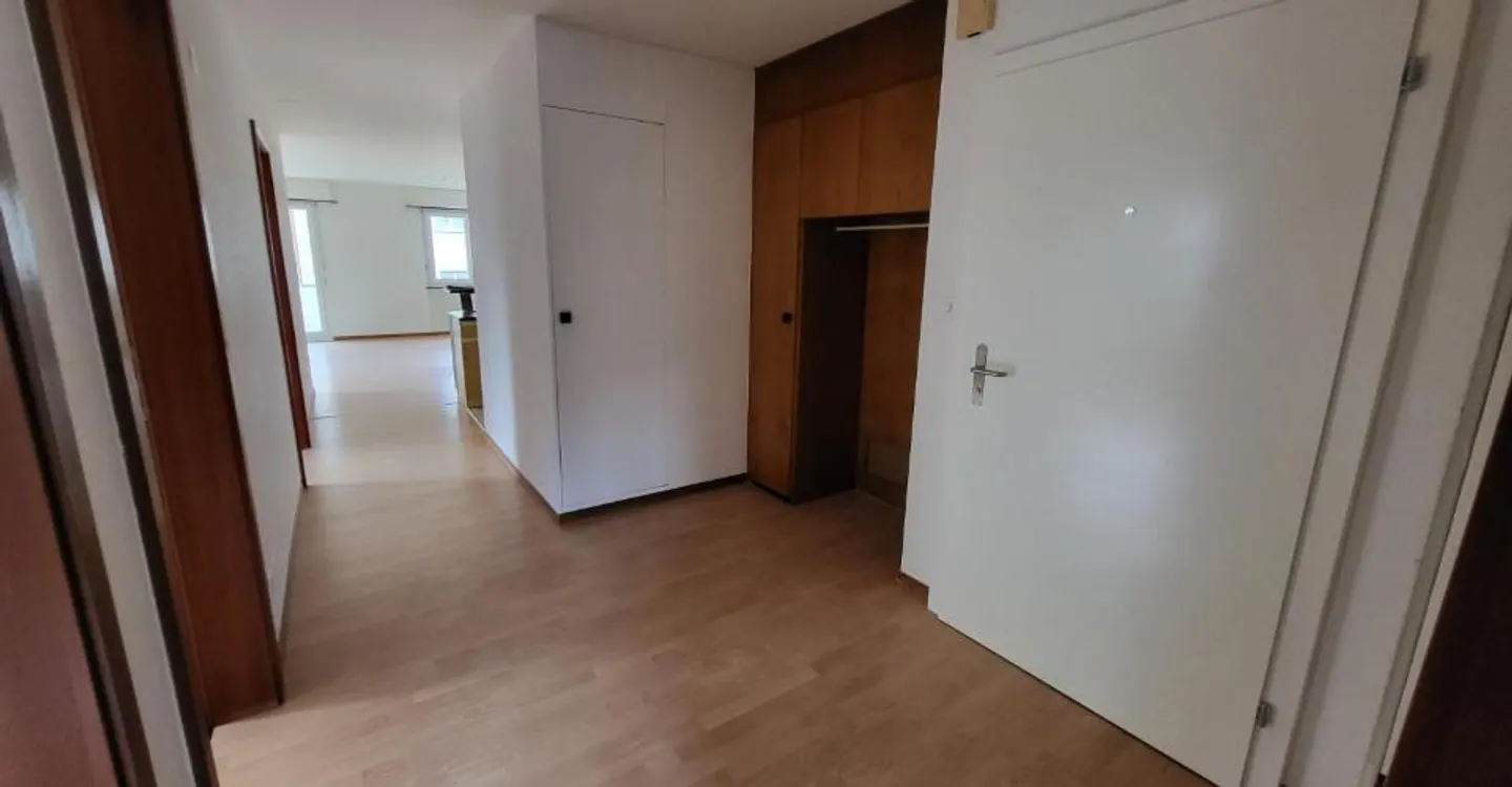 Charmant appartement 4.5 pièces - Photo 2 sur 7