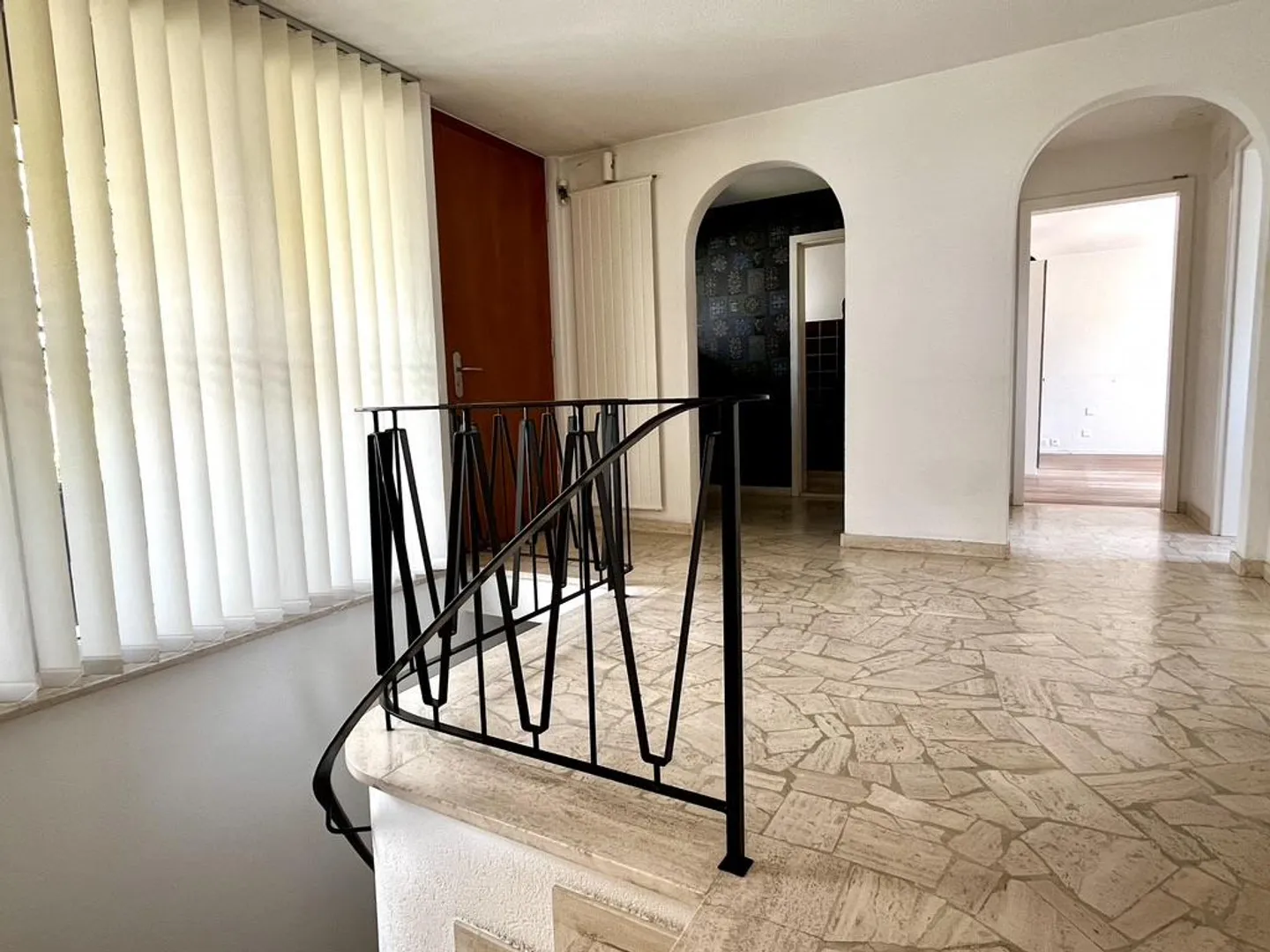 Grosszügige 2.5 Zi Wohnung - Foto 3 von 17