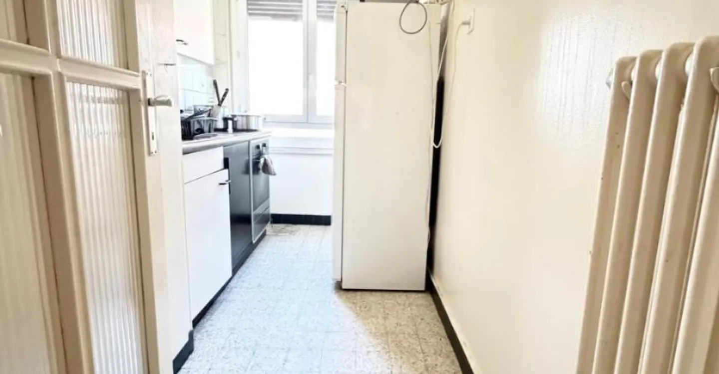 Charming 1.5-room apartment in Prilly - Photo 3 of 8