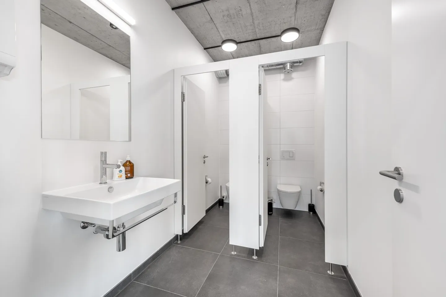 Commercial for rent, Wiesenstrasse 19 (Schlieren, Switzerland) - Foto 5 von 13