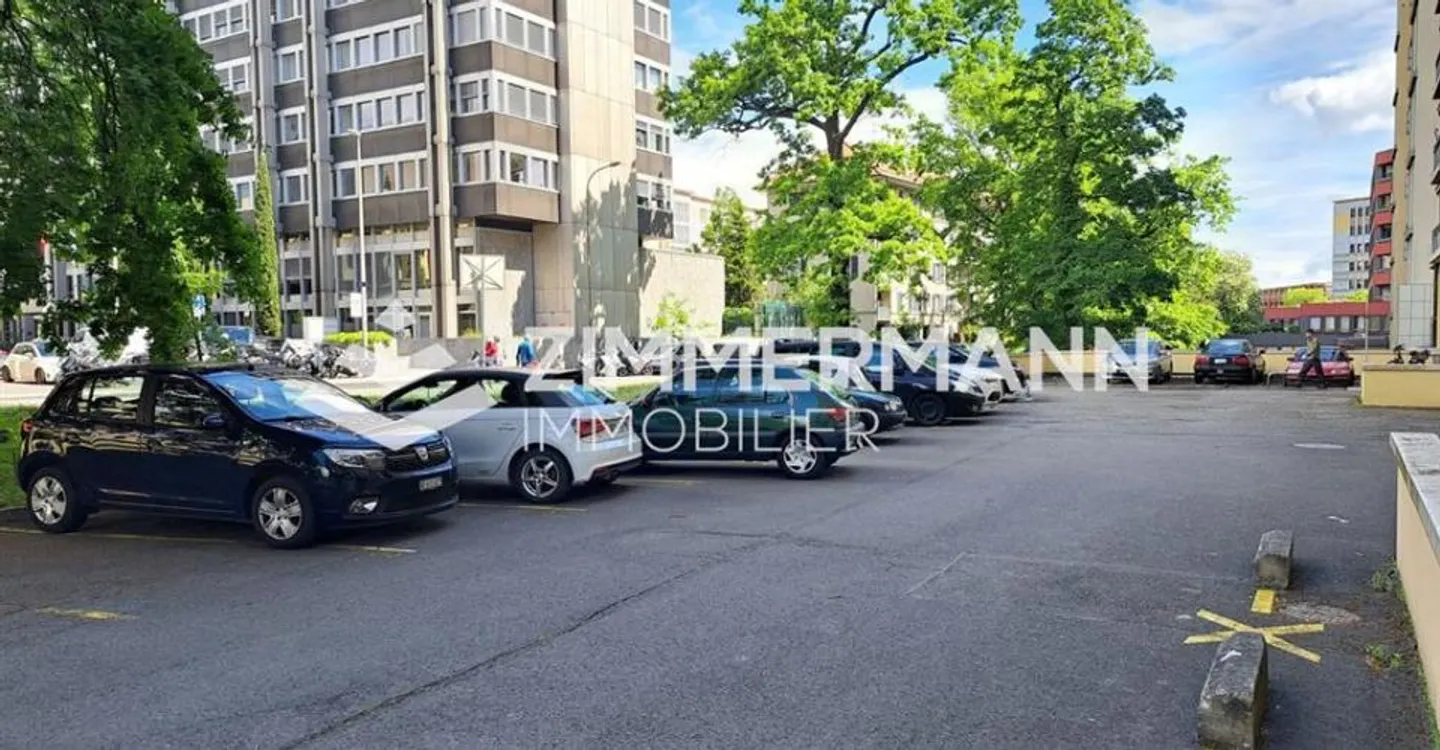 Parkplatz - Foto 3 von 3