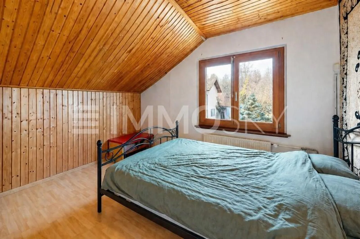 Penthouse Living with Private Garden Paradise - Photo 4 of 5