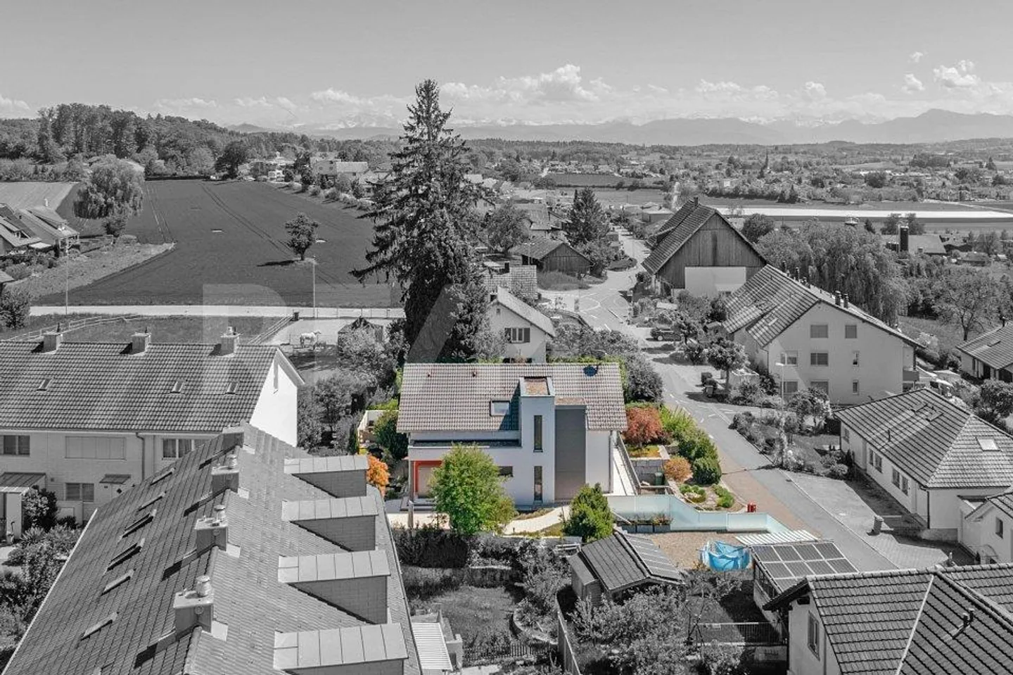 Maison individuelle avec ascenseur et appartement - Photo 3 sur 11