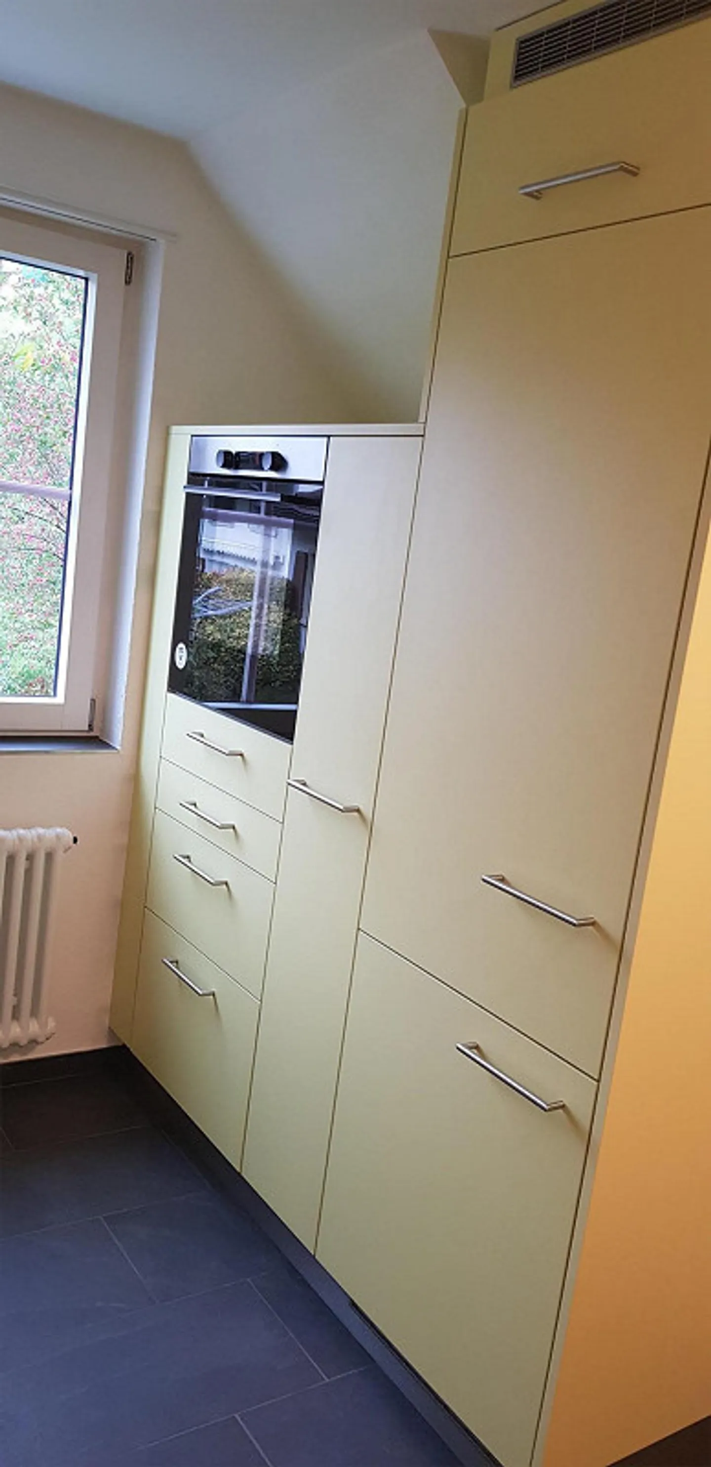 4 Room Apartment - Photo 2 of 6