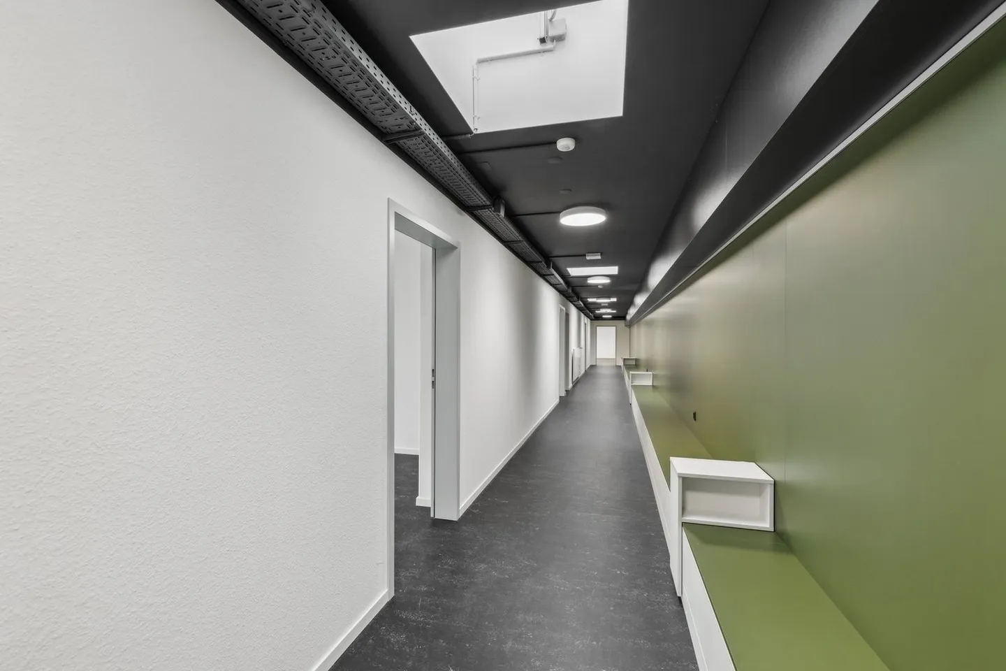 HAMMER SPACES - expanded office spaces - Photo 9 of 9