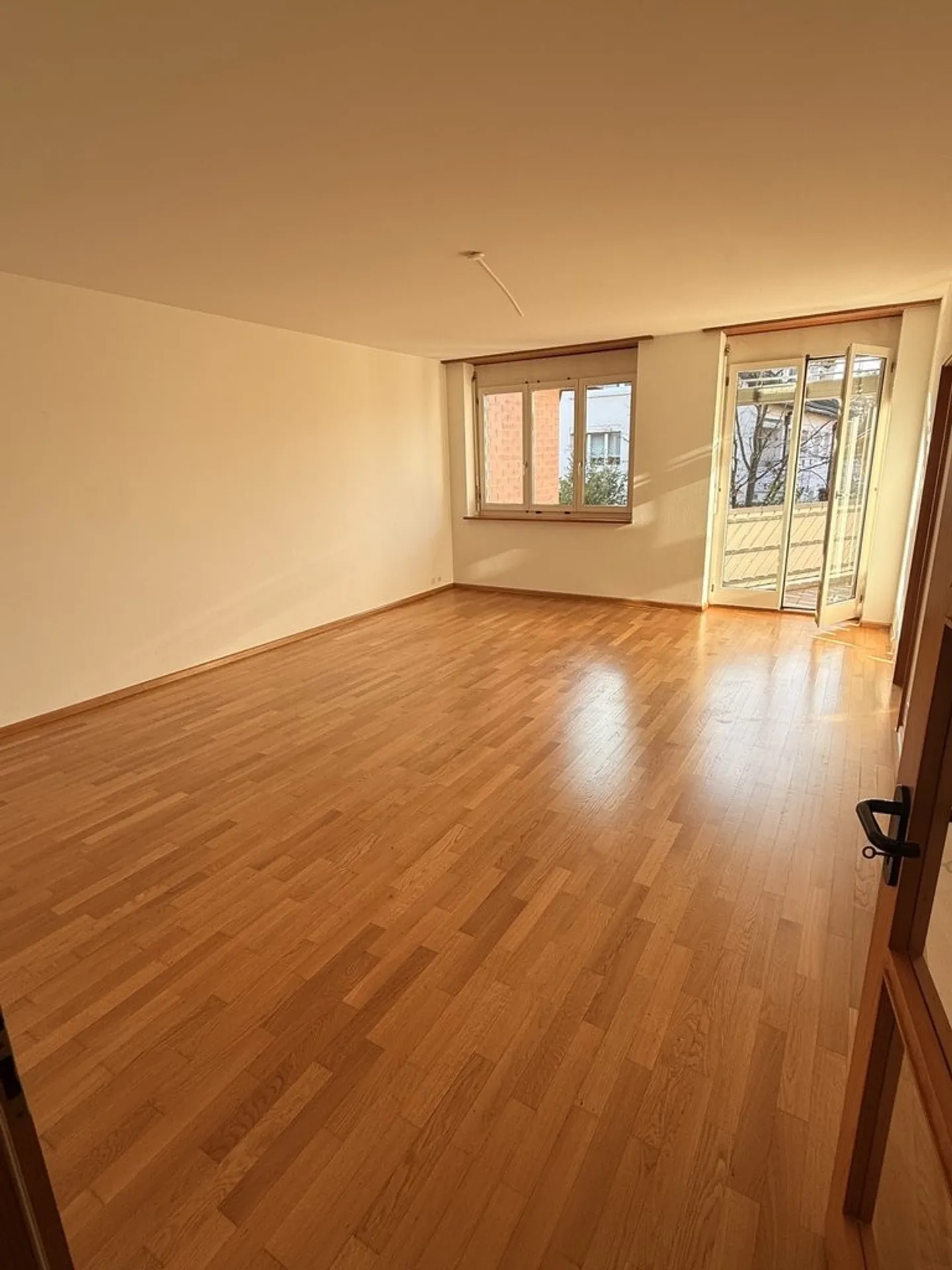 Beautiful apartment near village center - Photo 2 of 11