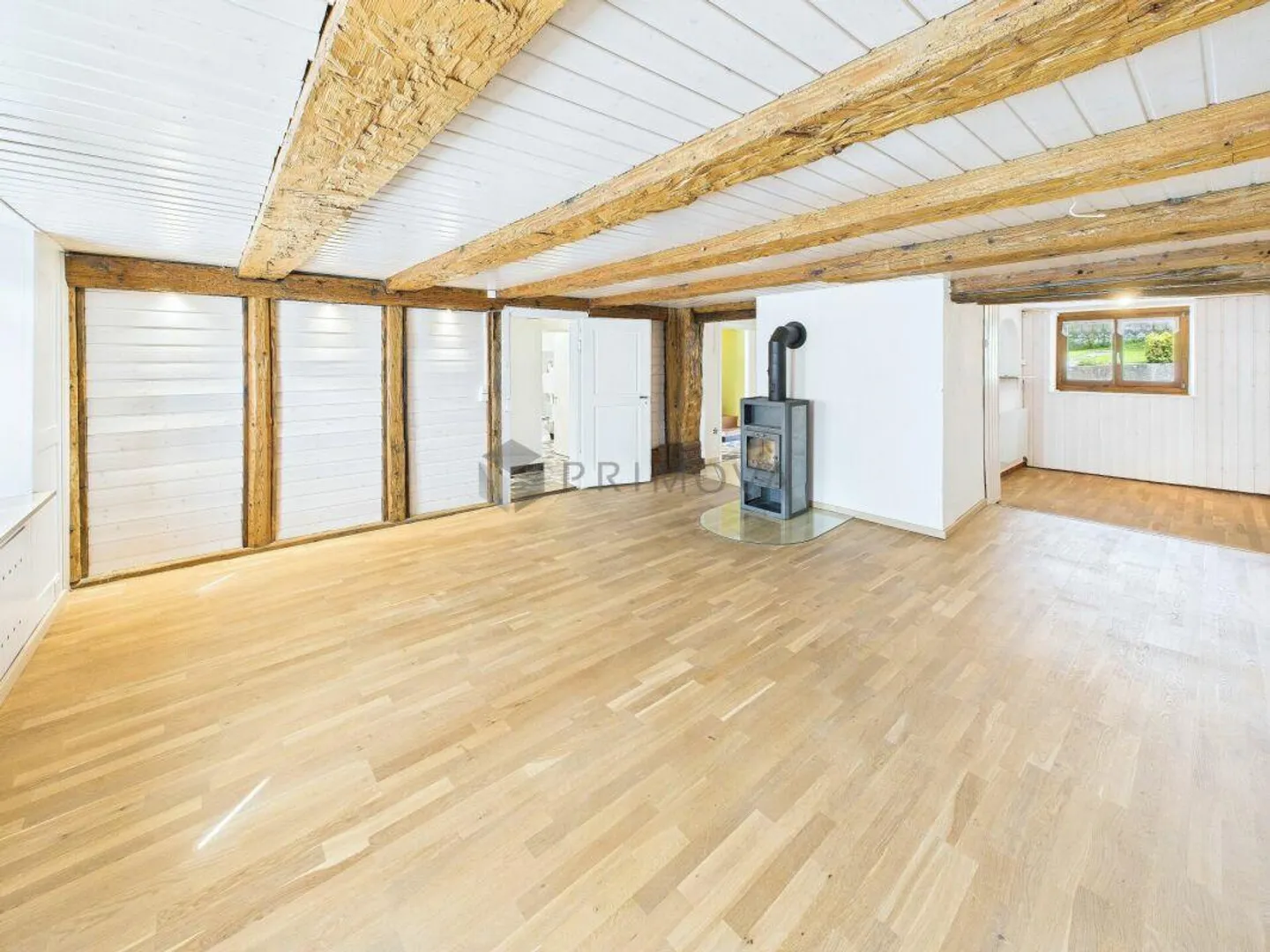 Casa colonica a schiera cerca un nuovo proprietario! - Foto 1 di 17