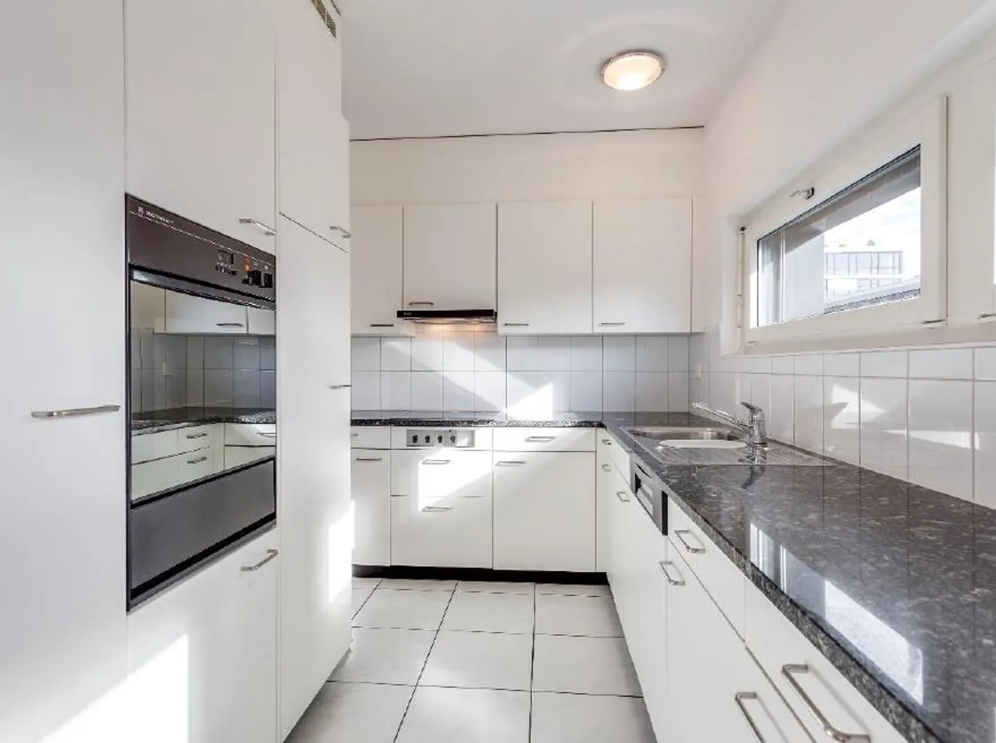 Grosszügige 5.5-Zimmerwohnung in Zug - Foto 7 von 11