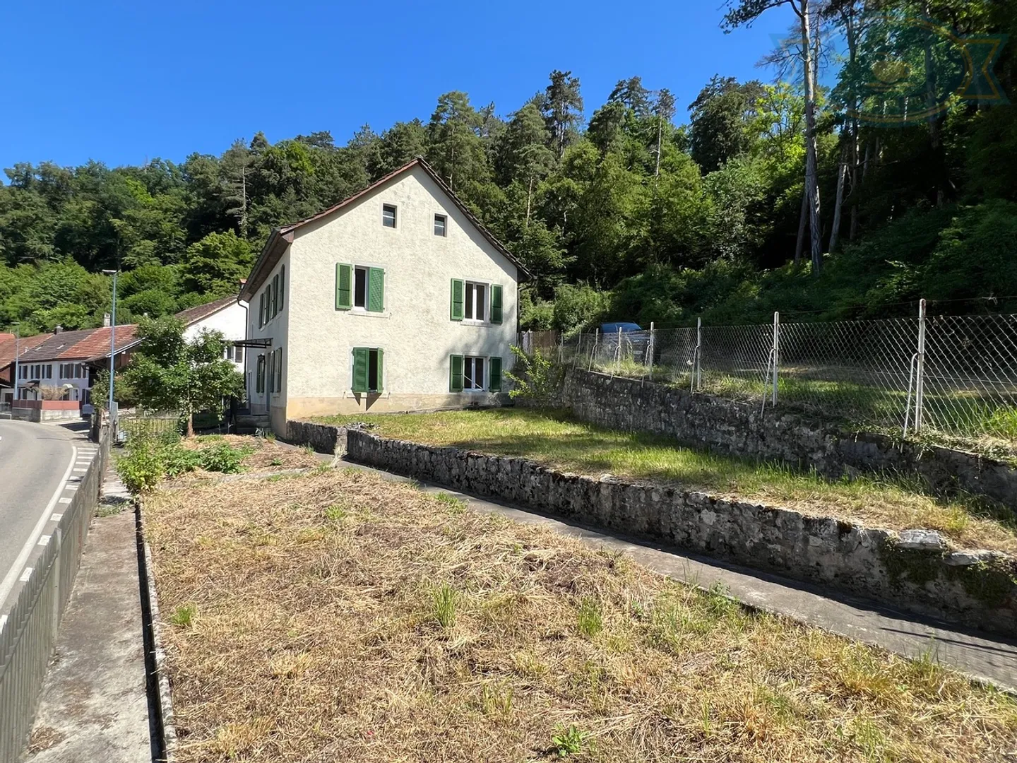 Charming renovated village house on the edge of the forest - Photo 11 of 11