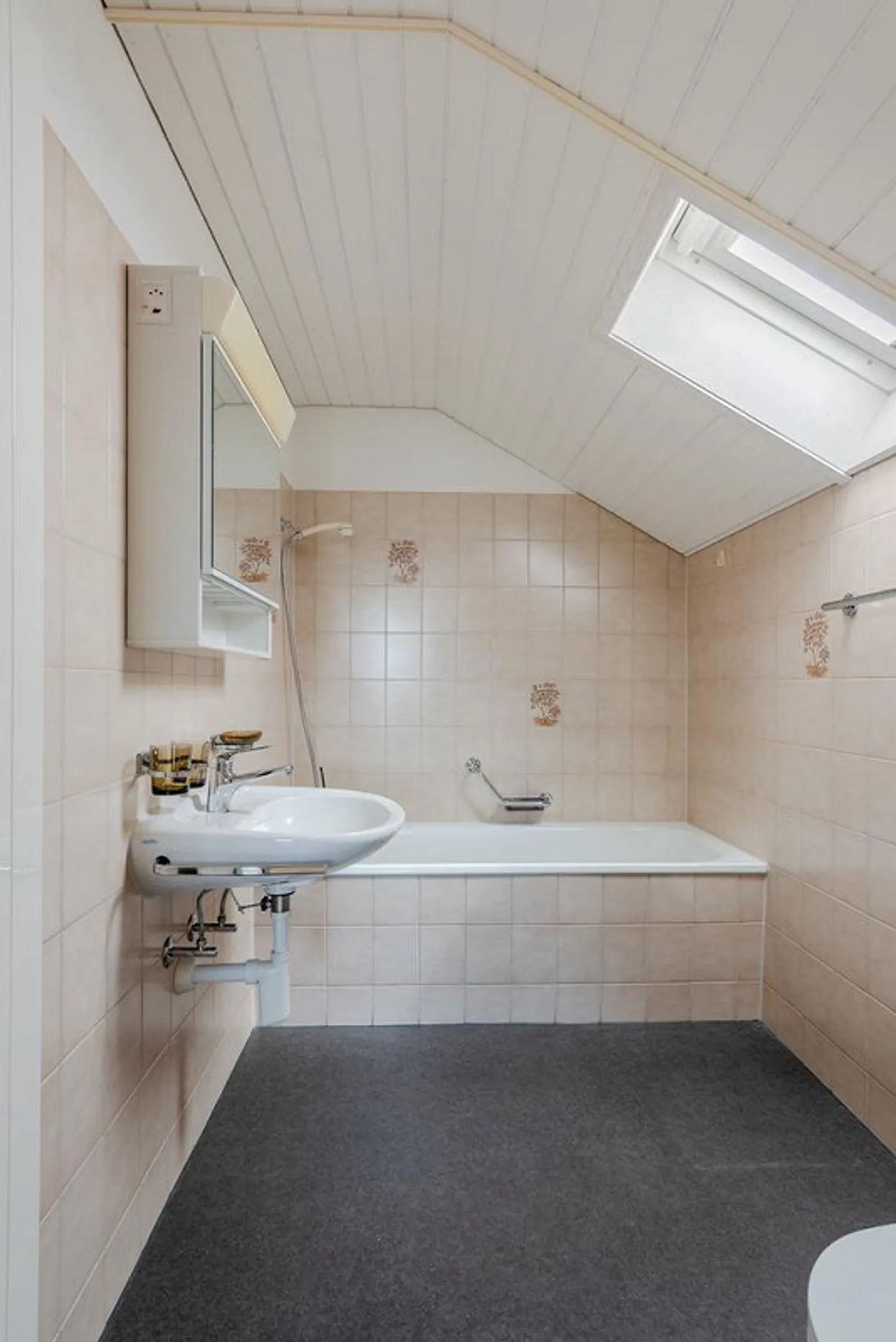 Komfortable Wohnung mit Balkon - Foto 4 von 10