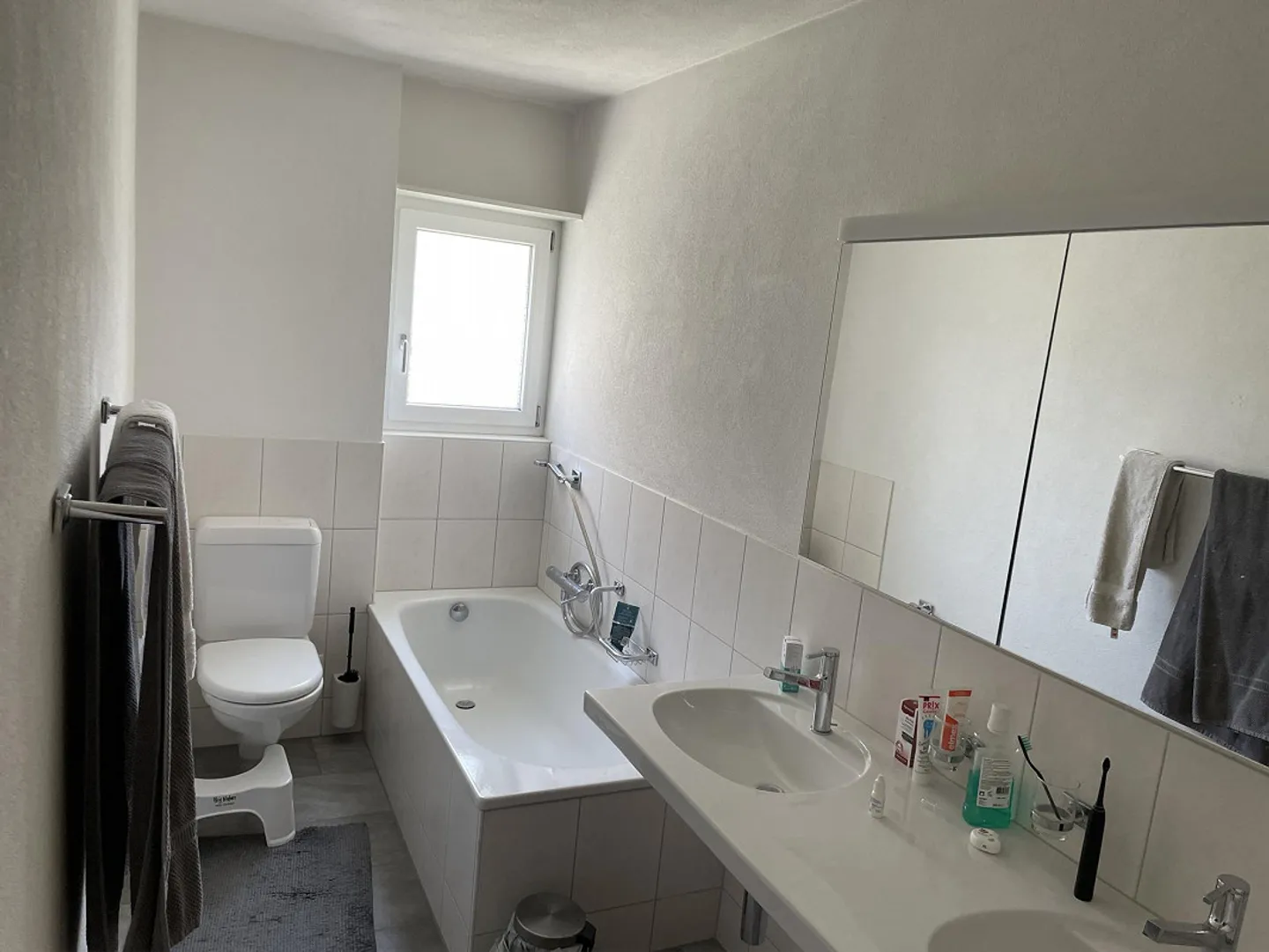 Grosszügige Wohnung mit Gartenzugang - Foto 6 von 10