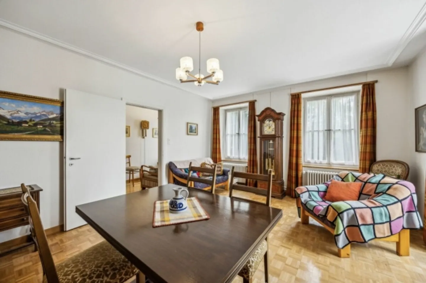 Ancien restaurant avec appartement de propriétaire et potentiel - Photo 5 sur 13