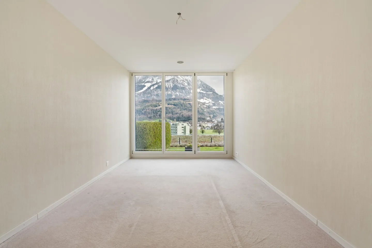 Exclusive 4.5-room terrace apartment with beautiful view - Photo 13 of 32