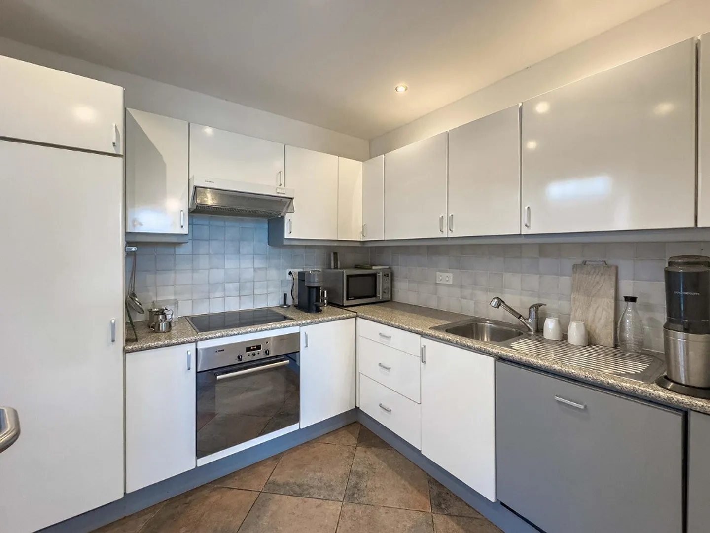 Attico con vista lago a Paradiso, anche come seconda casa - Foto 4 di 14