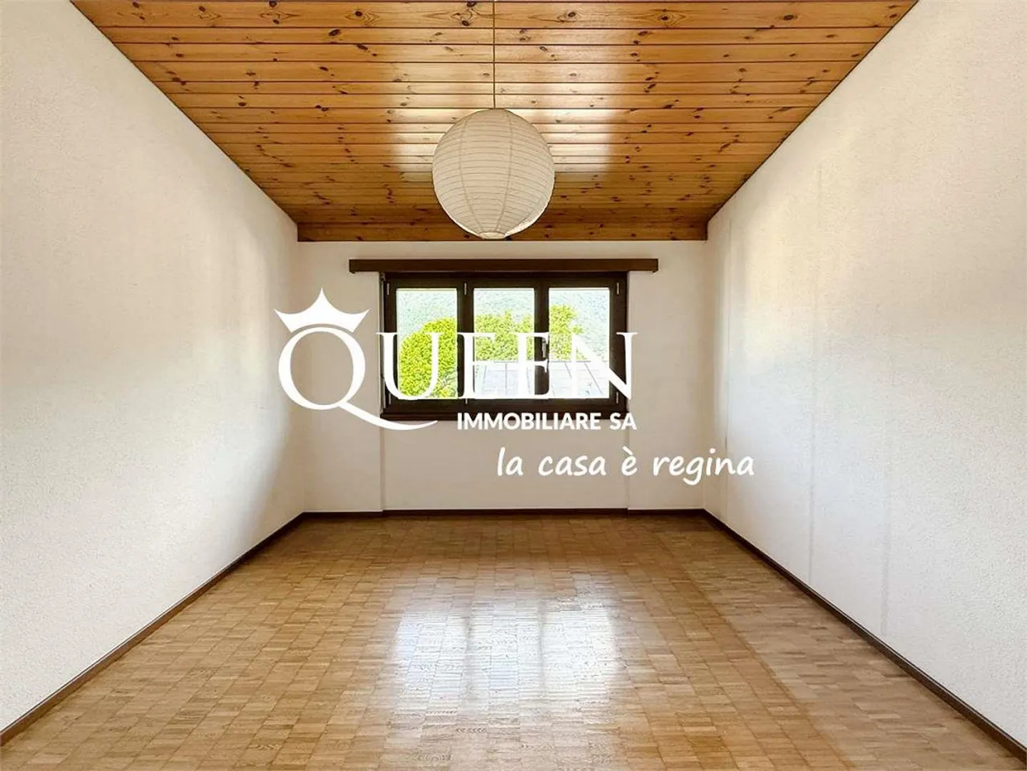 Vezia: Casa con 5 Camere e Giardino - Foto 9 di 13