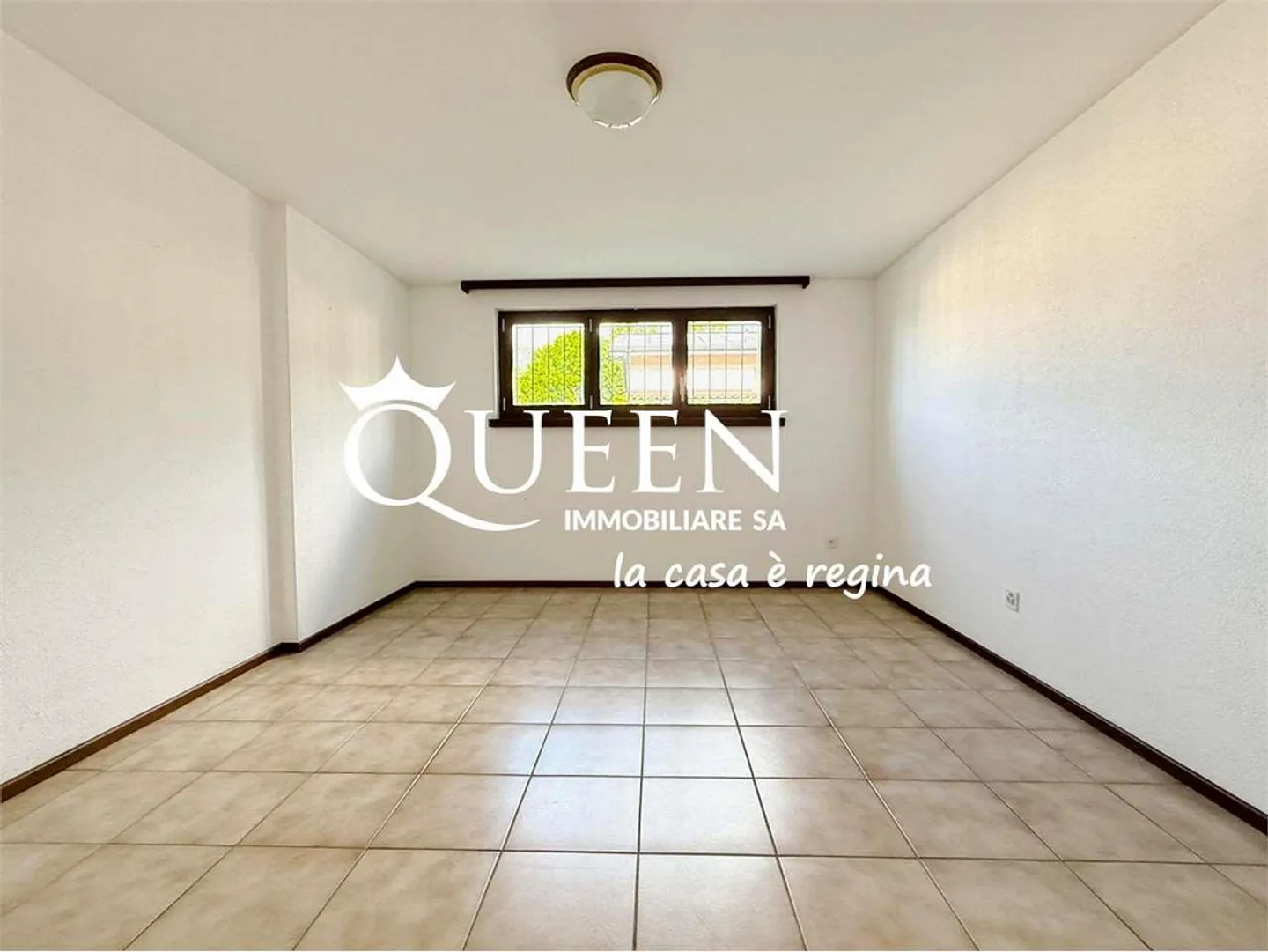 Vezia: Casa con 5 Camere e Giardino - Foto 11 di 13
