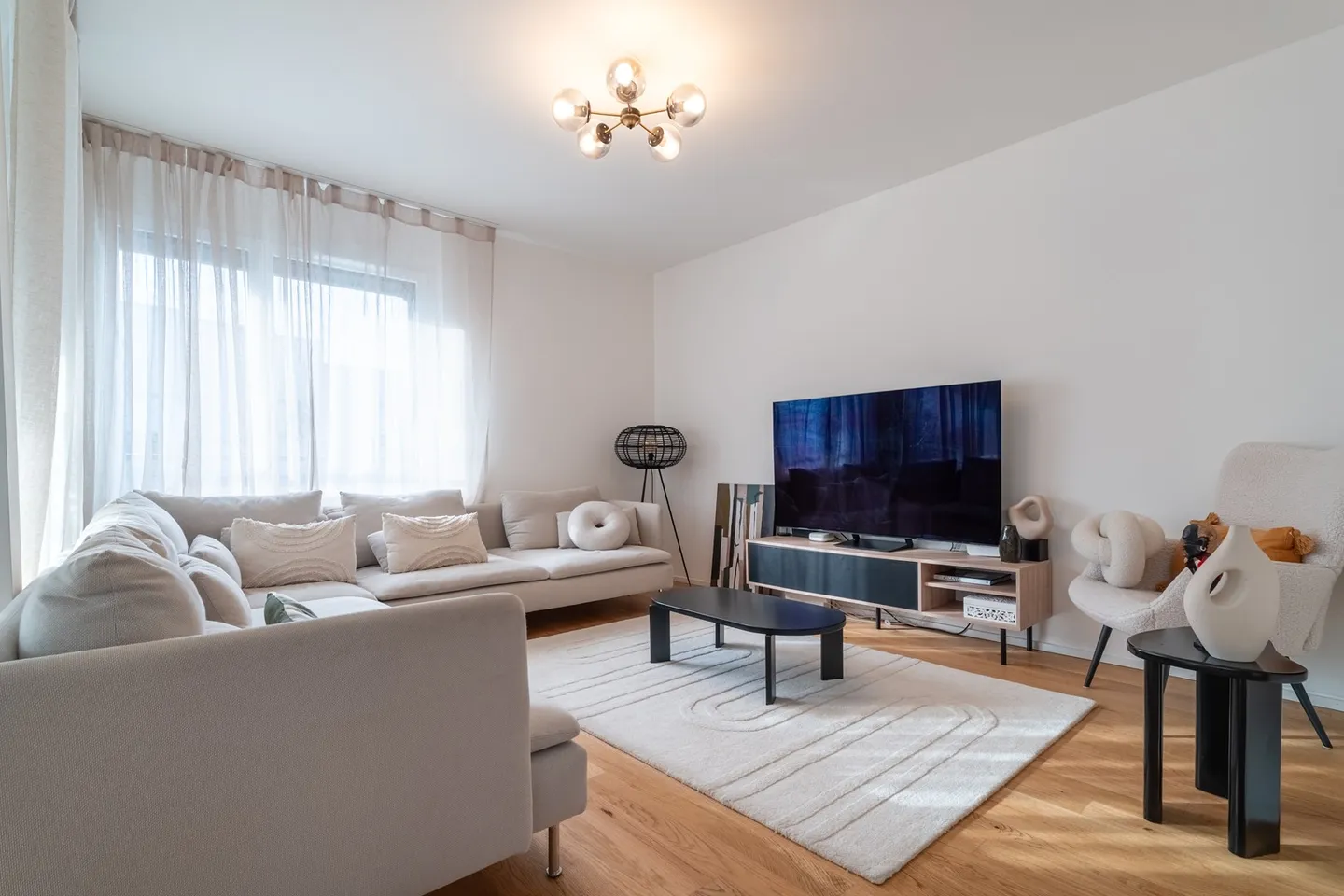 Appartamento in vendita - Foto 3 di 9