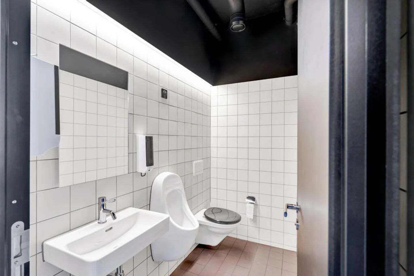 Modernes Büro in St. Gallen - Foto 9 von 11