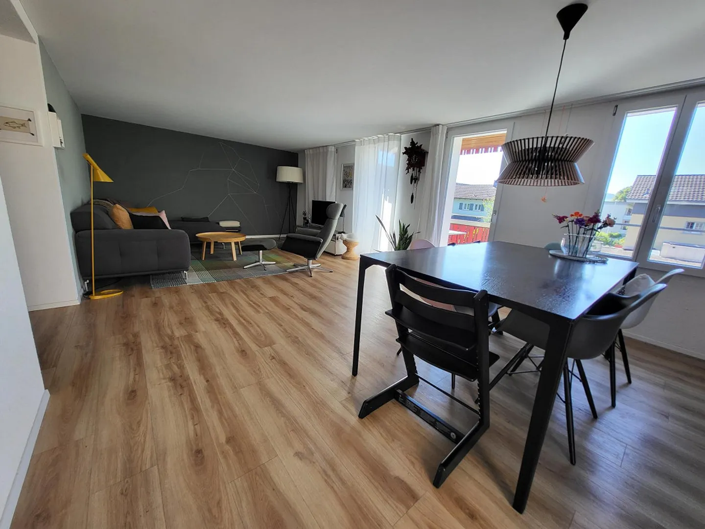 LIVING LIKE IN YOUR OWN HOUSE, modern maisonette apartment in a quiet location - Photo 2 of 12
