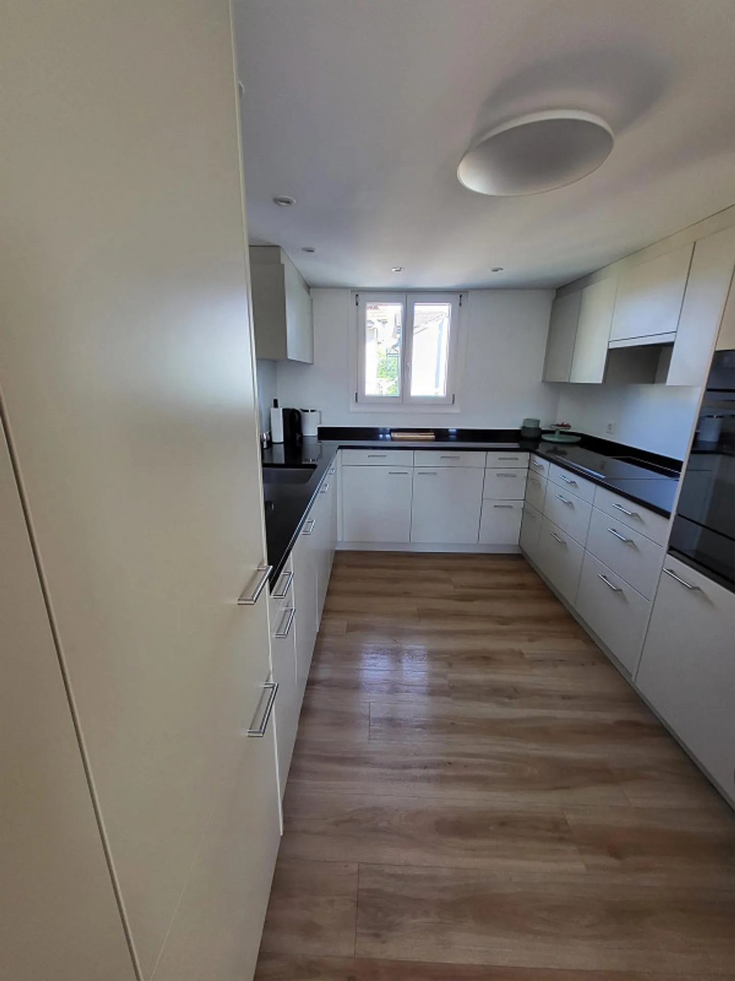 LIVING LIKE IN YOUR OWN HOUSE, modern maisonette apartment in a quiet location - Photo 3 of 12
