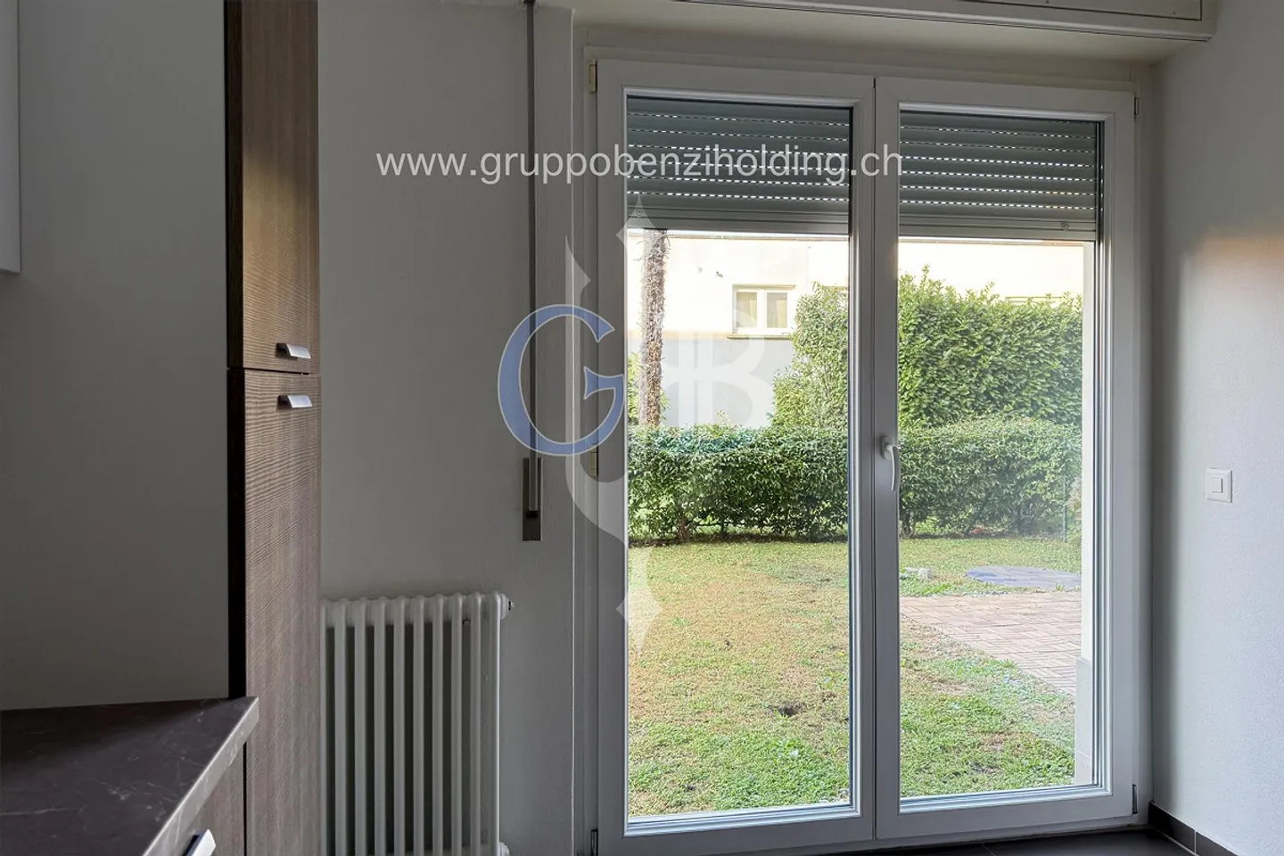 DIRECT DAL PROPRIETARIO - Appartamento ristrutturato di 2,5 locali con giardino privato a Savosa - Foto 12 di 14