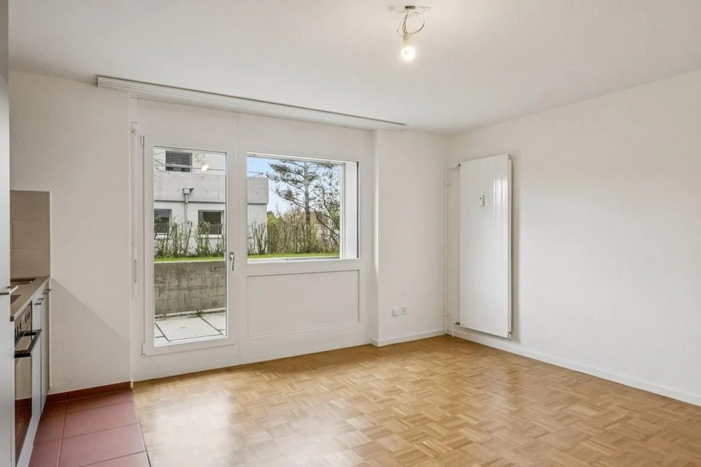 Appartement lumineux 1 pièce dans un emplacement calme - Photo 5 sur 8