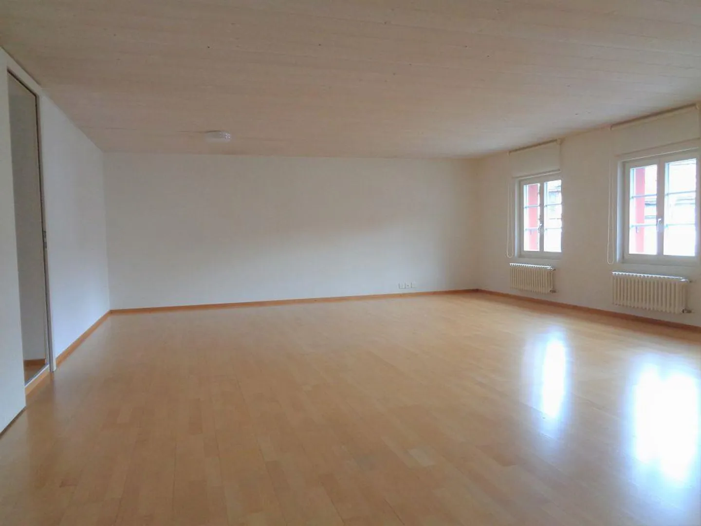 Charmante Dach-Maisonette in Küssnacht - Foto 2 von 20