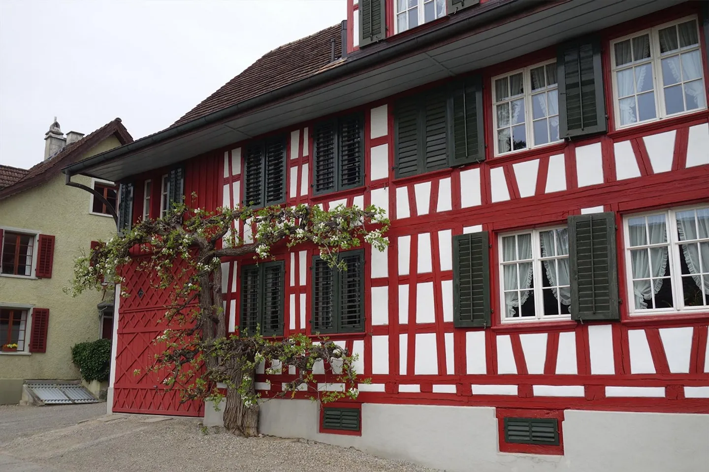 dans une belle maison en bois - Photo 1 sur 5