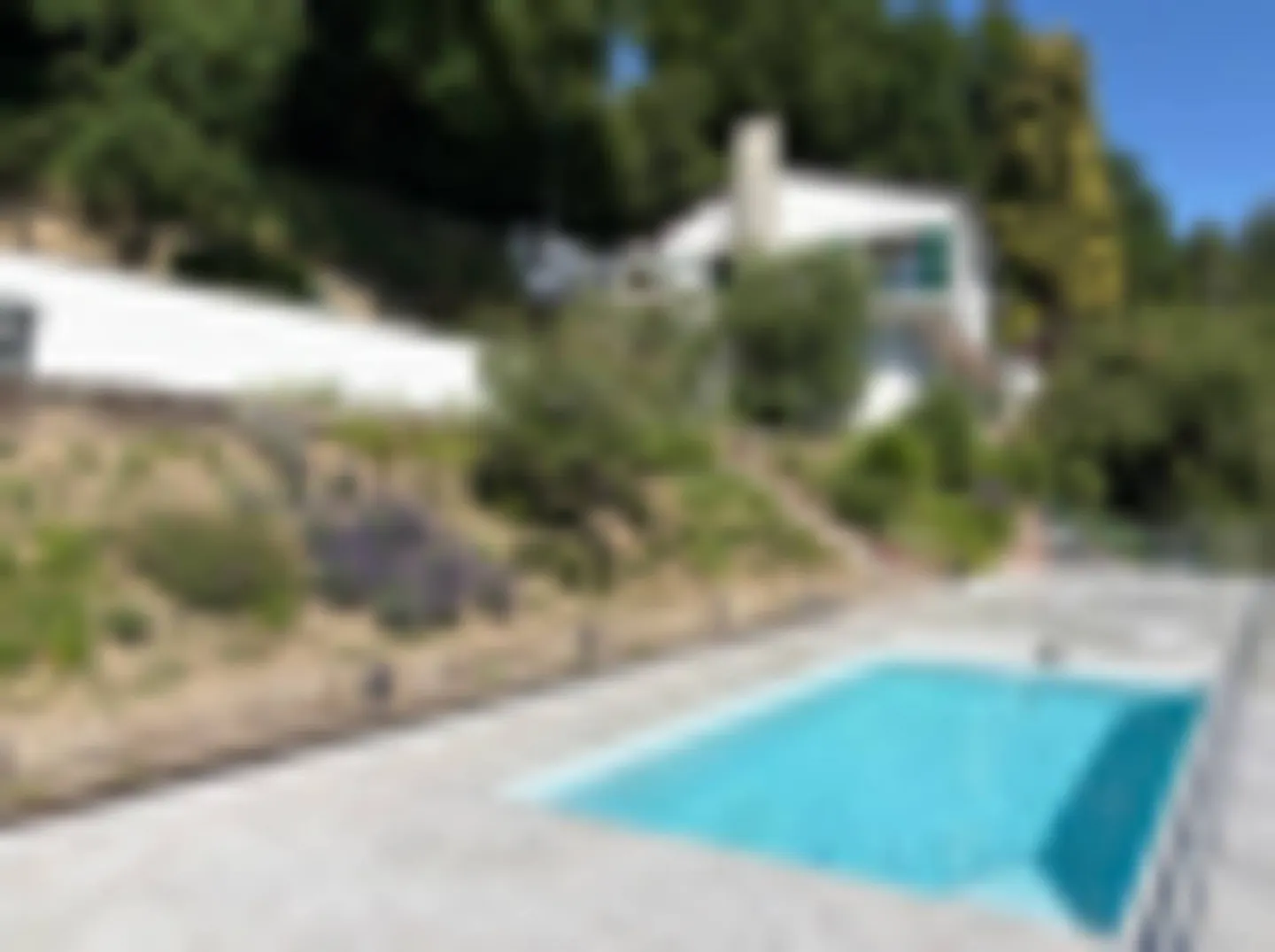 Villa avec Piscine et Vue Lac - Photo 1 sur 11
