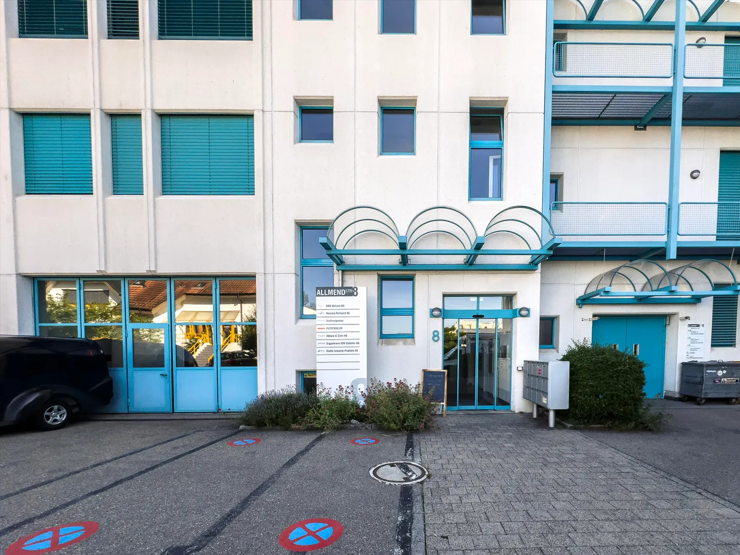 Bright Office Space in Fehraltorf - Photo 3 of 7