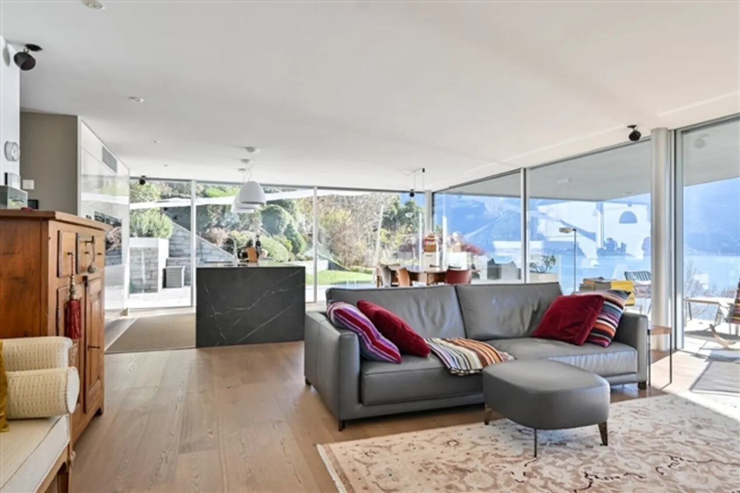 Oasis Méditerranéenne Exclusive avec Vue Envoûtante sur le Lac - Photo 10 sur 15