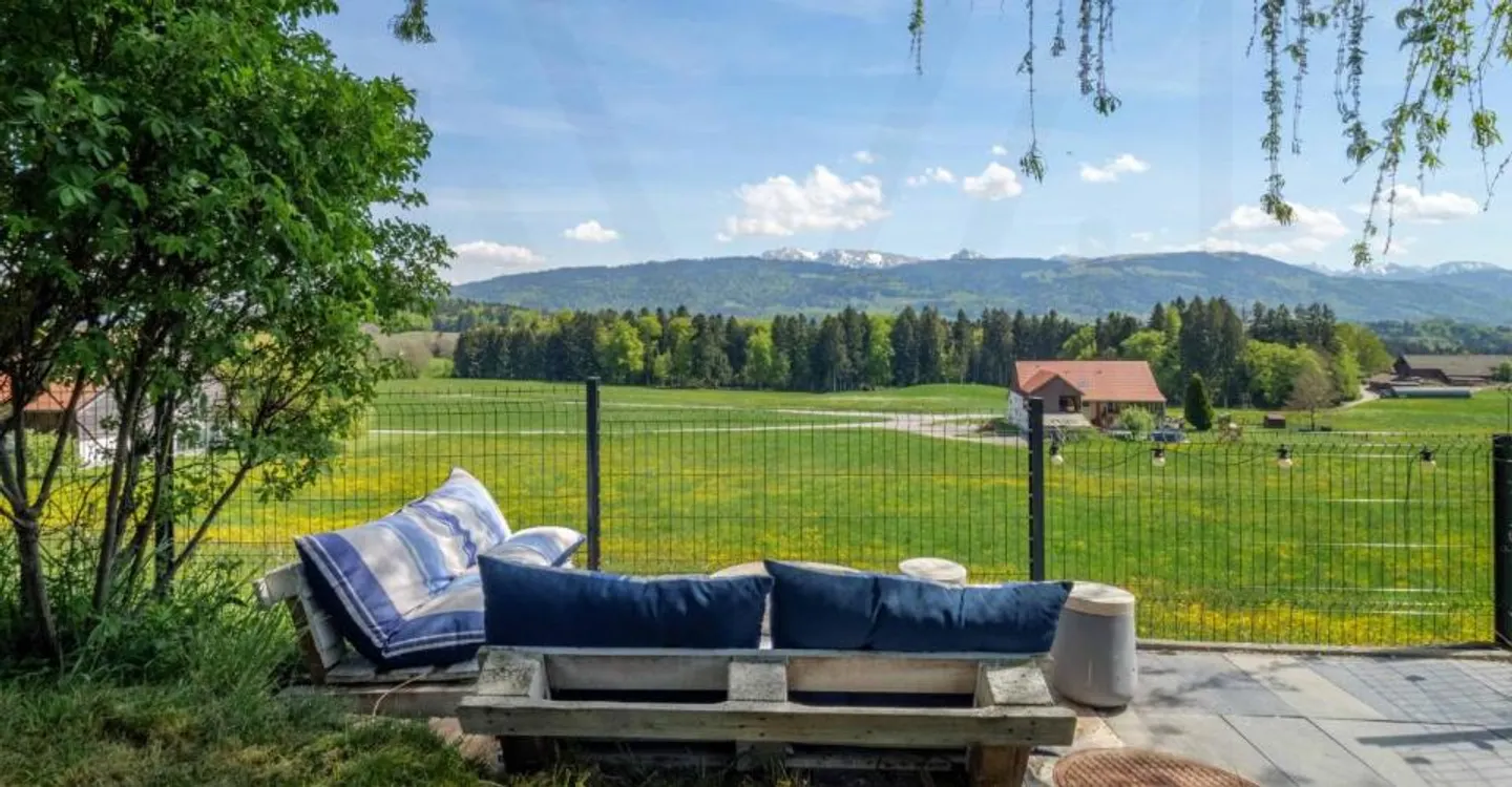 Villa architettonica con vista - Foto 4 di 13