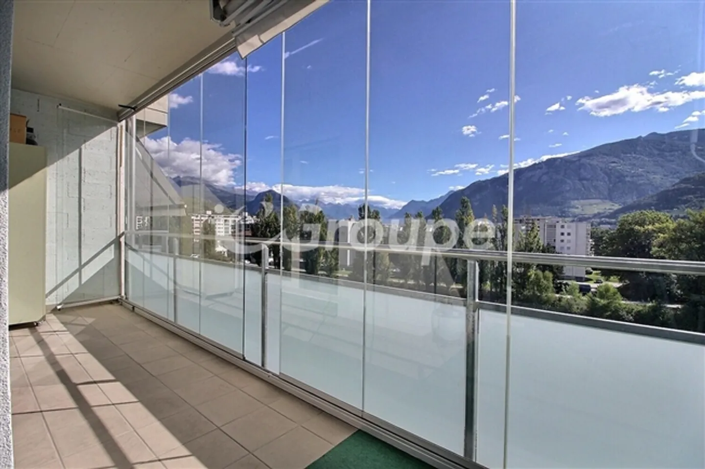 Modernes Apartment in Sion - Foto 1 von 20