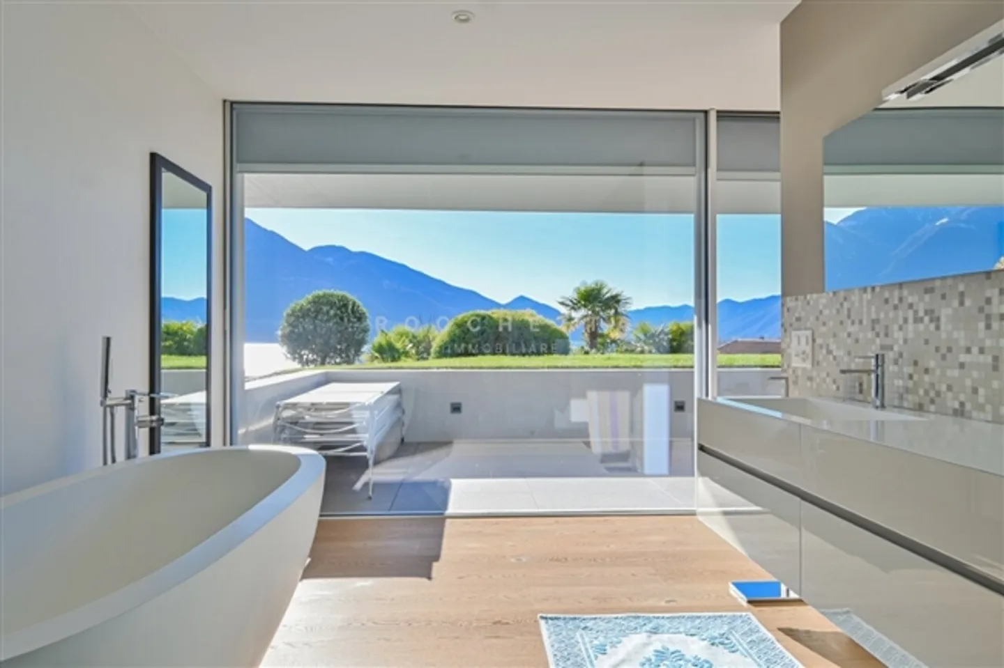 Oasis Méditerranéenne Exclusive avec Vue Envoûtante sur le Lac - Photo 13 sur 15