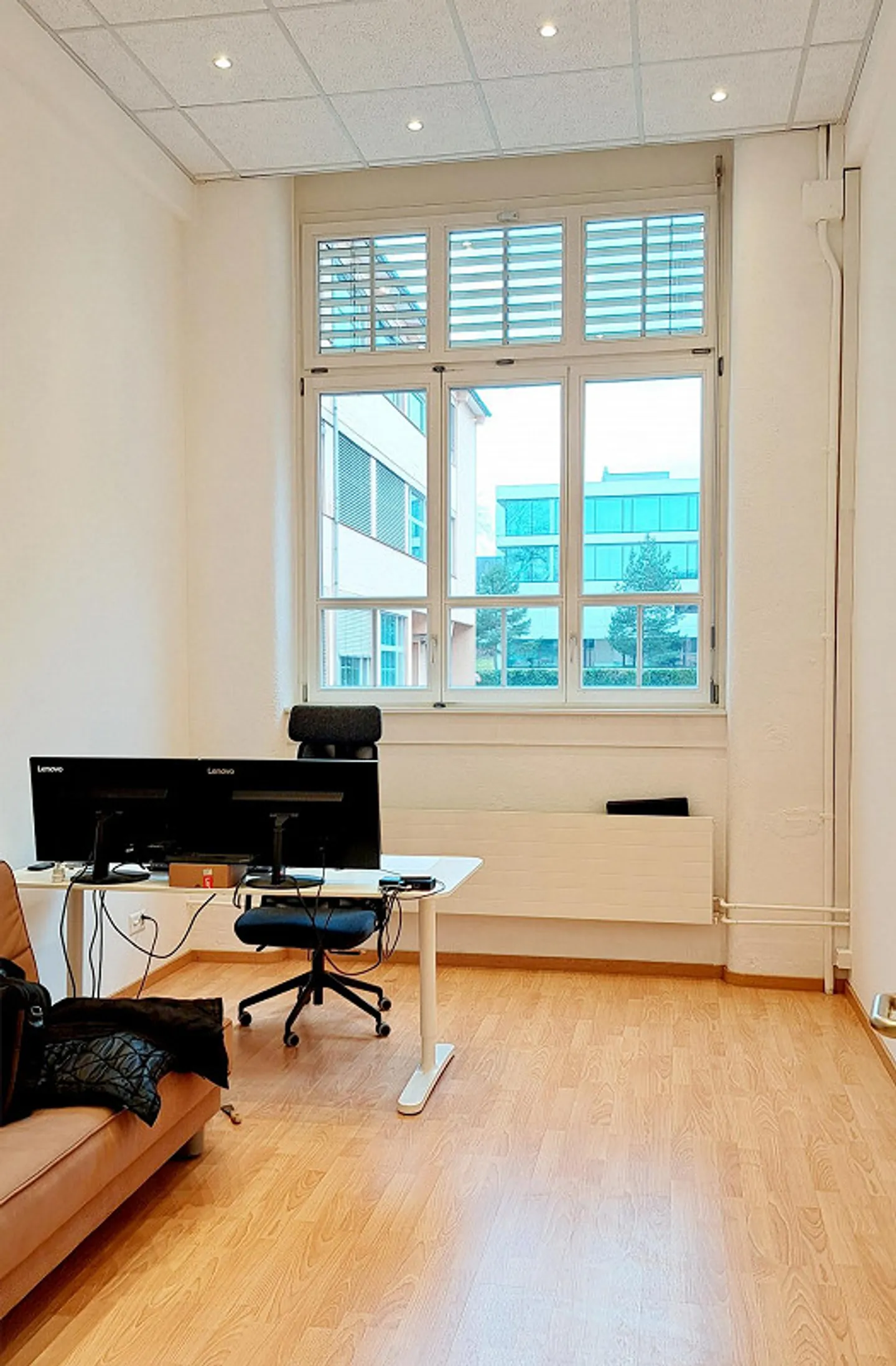 Beautiful Office or Practice - Photo 2 of 3