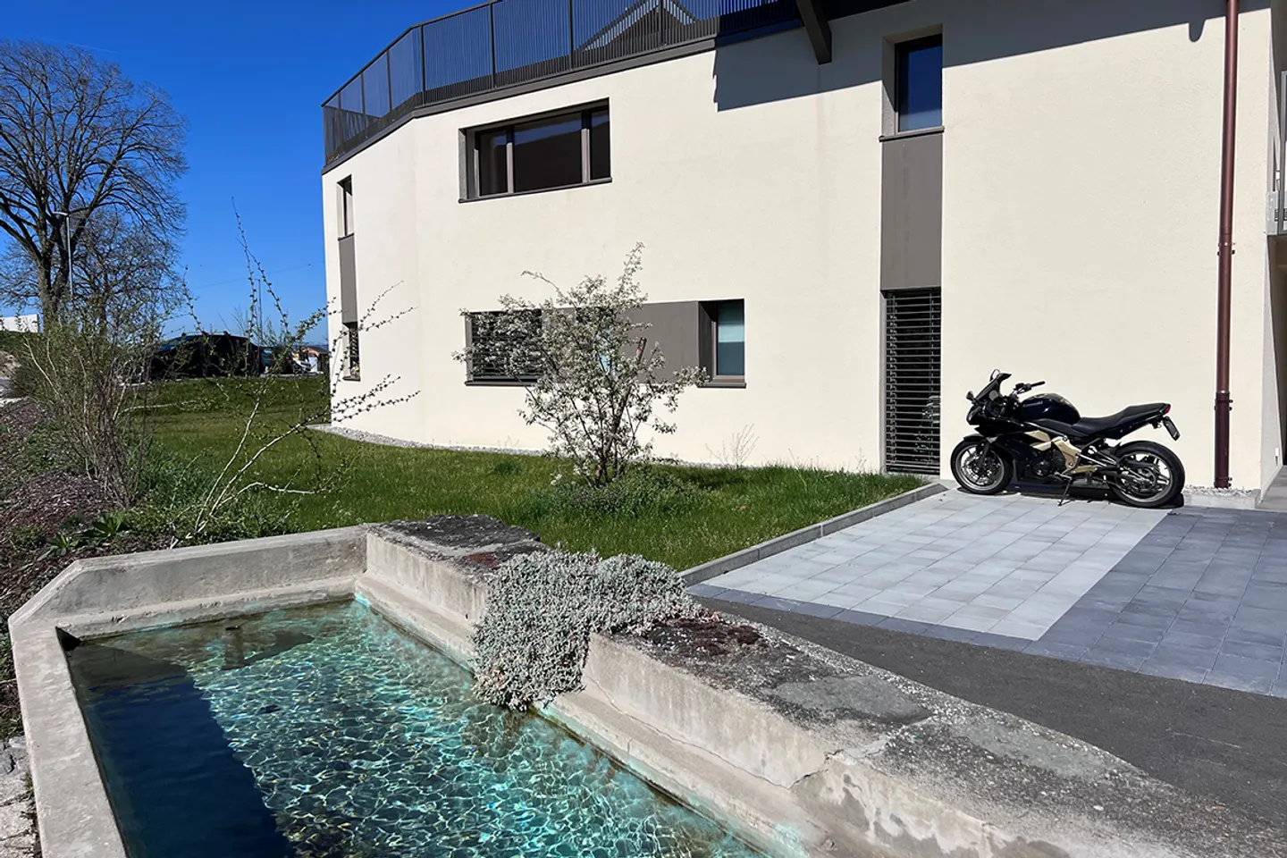 Exceptional duplex 5.5 rooms - panoramic terrace and idyllic setting - Photo 1 of 11