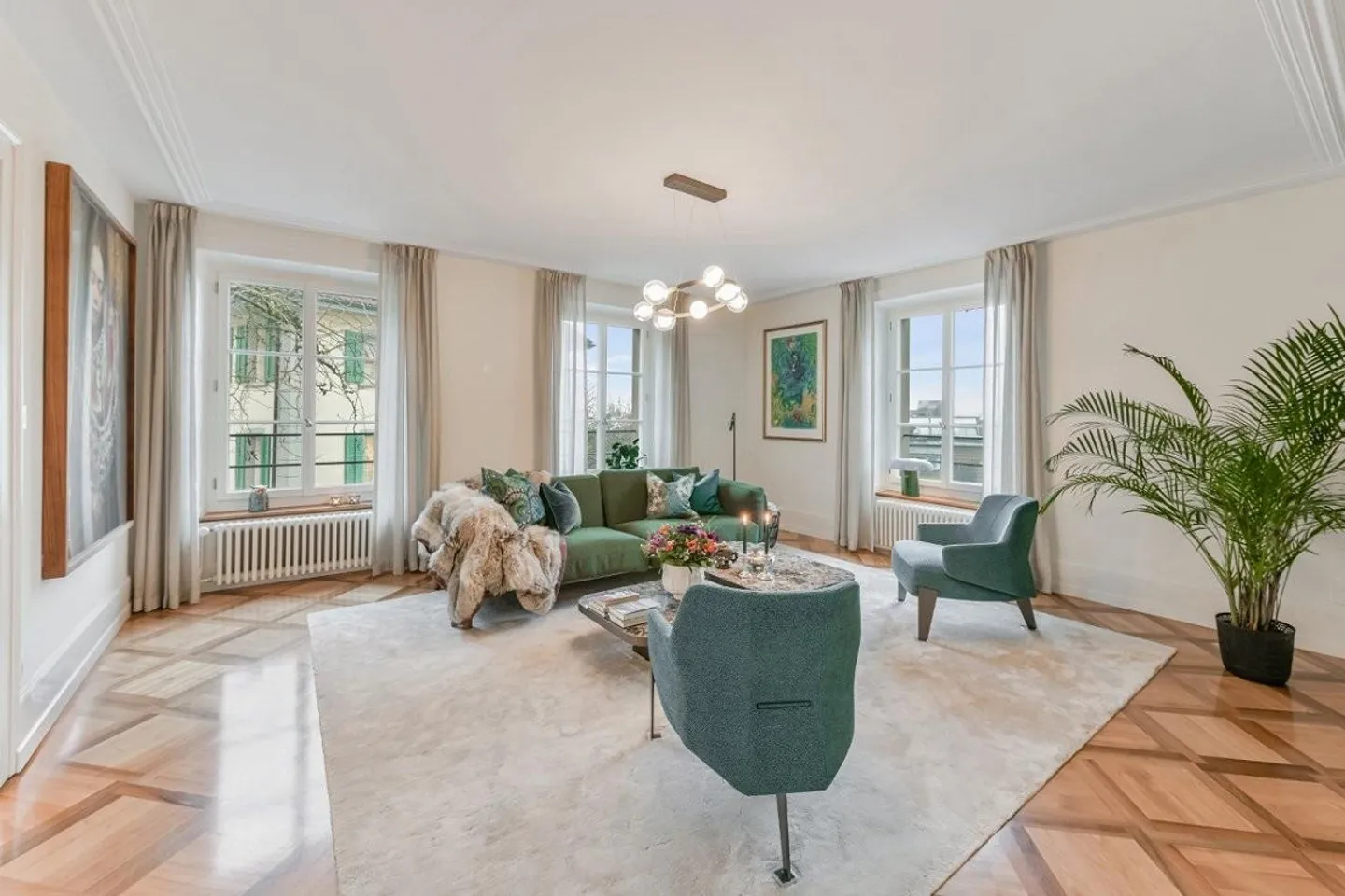 Exclusive Old Town Apartment with Historical Charm and Modern Comfort - Photo 5 of 15