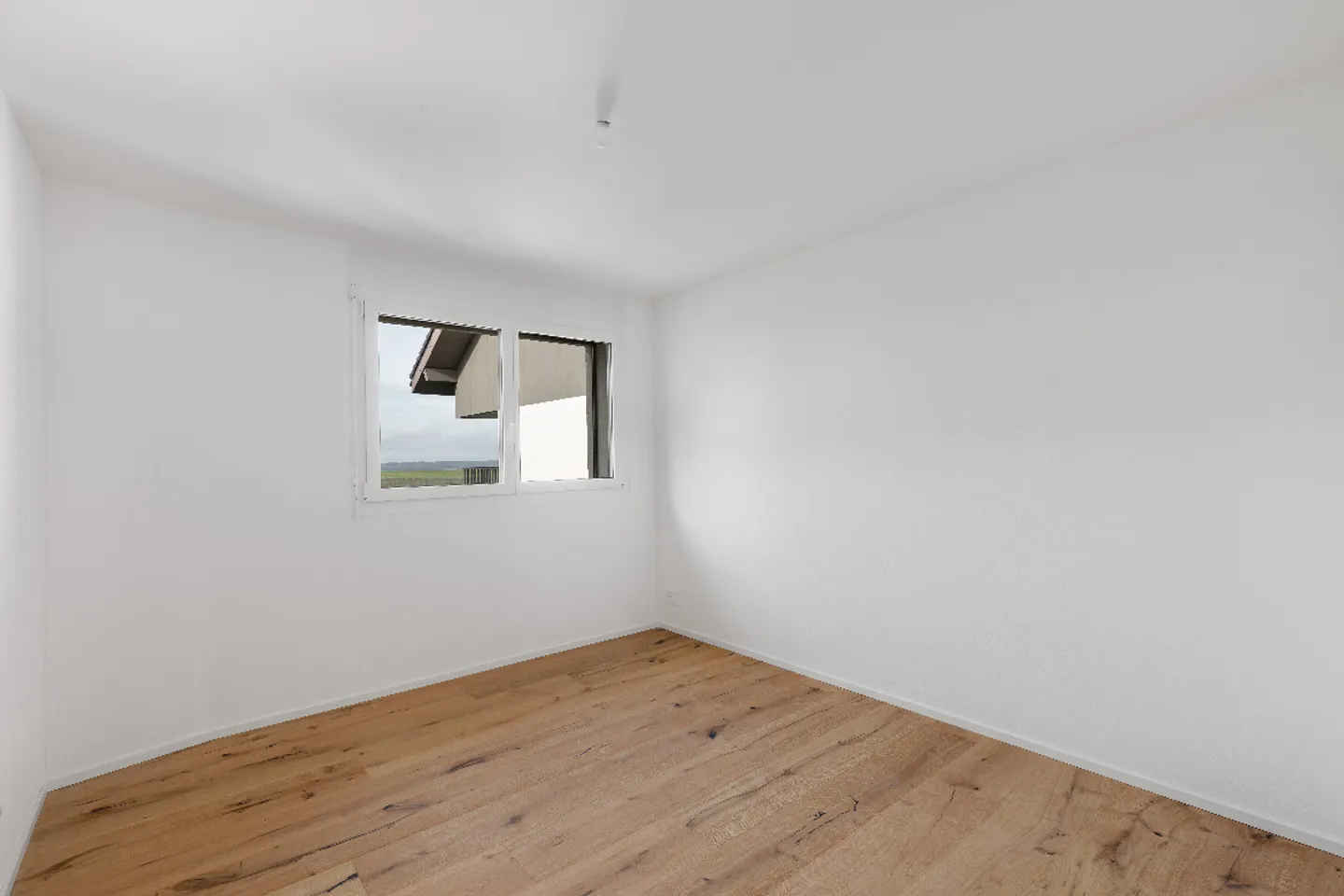 Exceptional duplex 5.5 rooms - panoramic terrace and idyllic setting - Photo 7 of 11