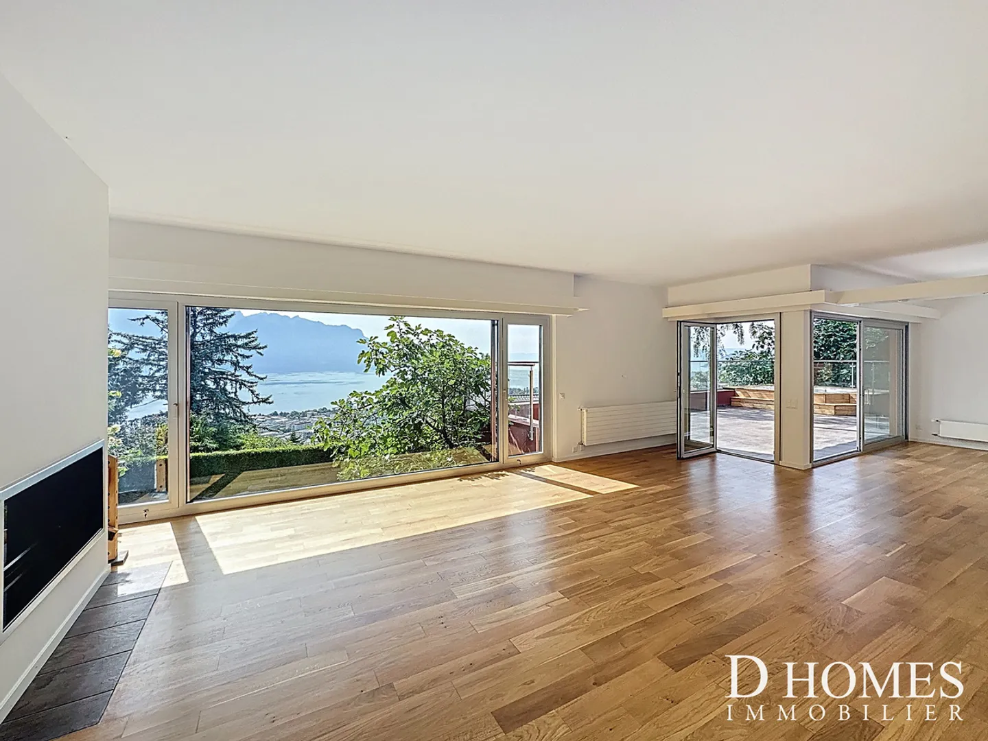 EINZIGARTIG - Wunderschönes Anwesen mit Garten und freiem Blick auf den See - Foto 1 von 13