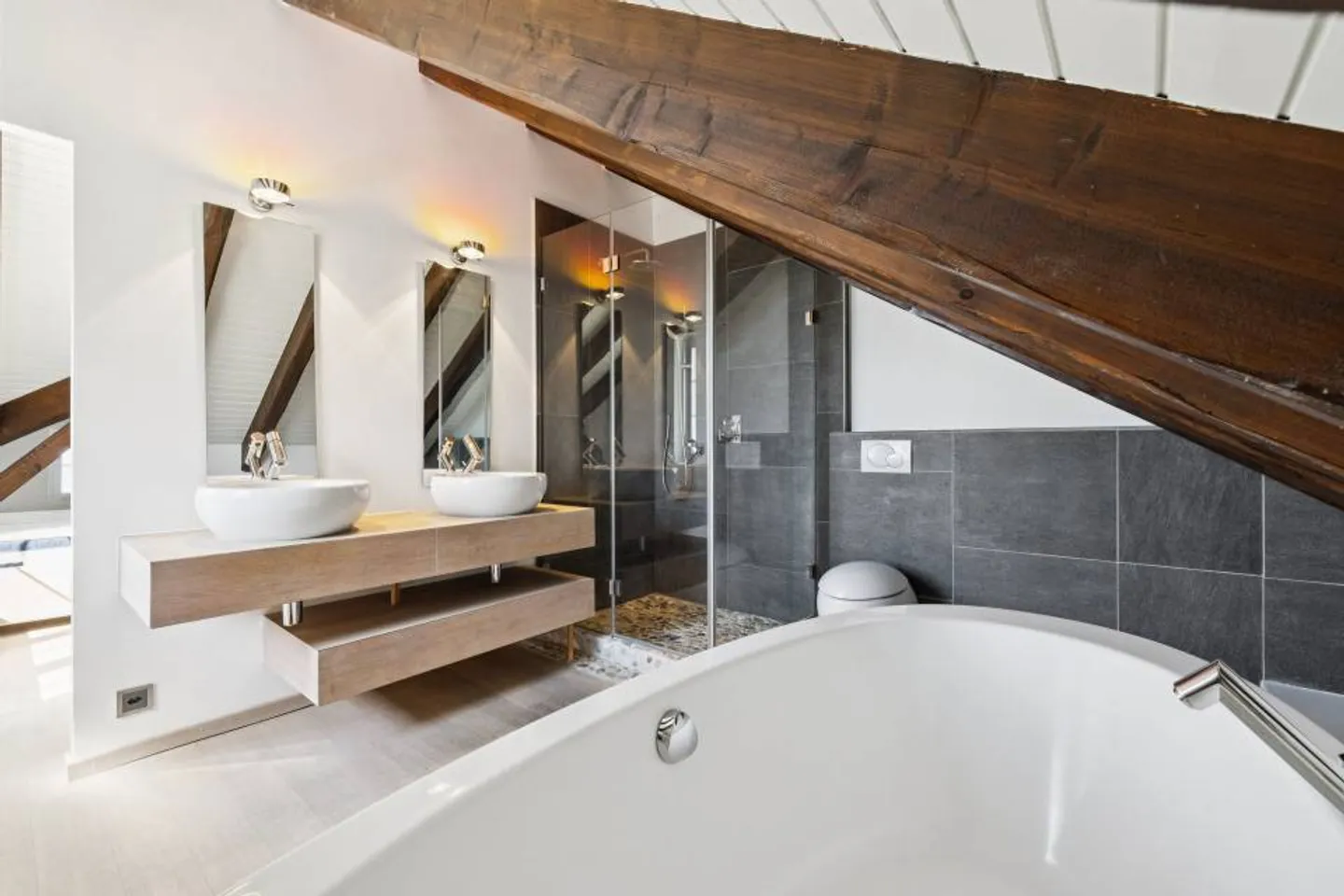 Fascino e vista mozzafiato! - Foto 8 di 10