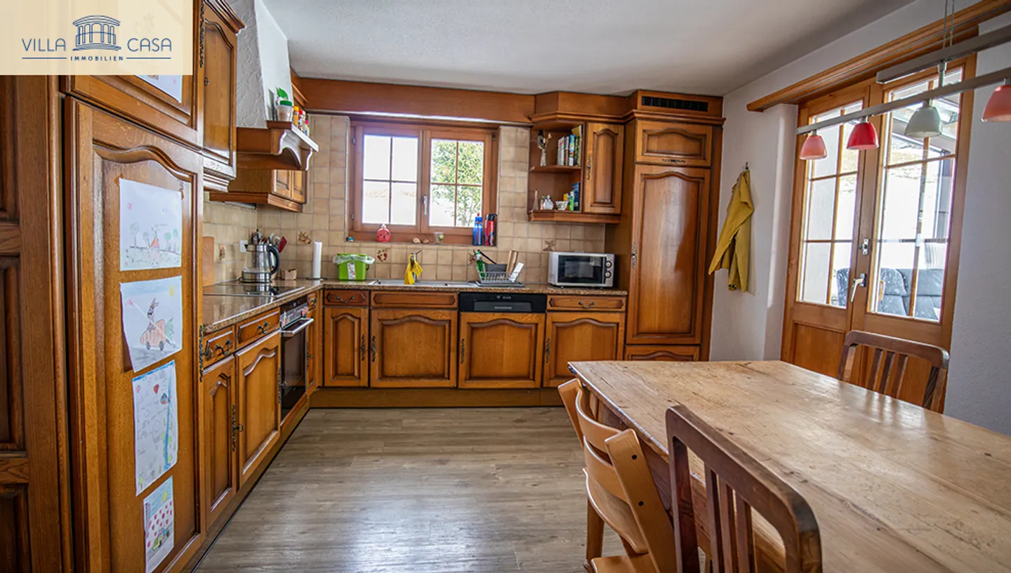 7½-Room Single Family House with Studio, Conservatory & Sunny Location - Photo 9 of 23