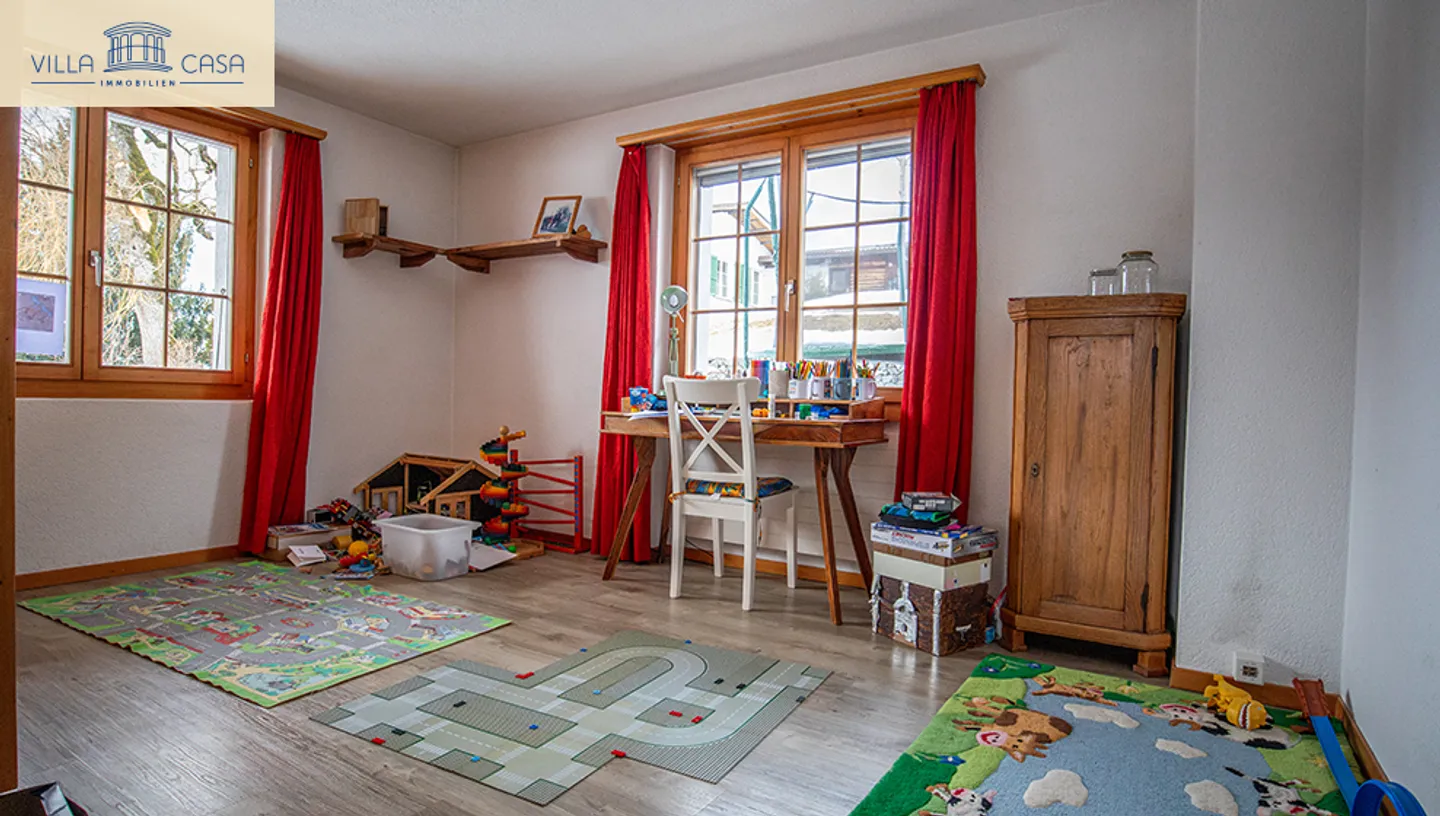 7½-Room Single Family House with Studio, Conservatory & Sunny Location - Photo 10 of 23