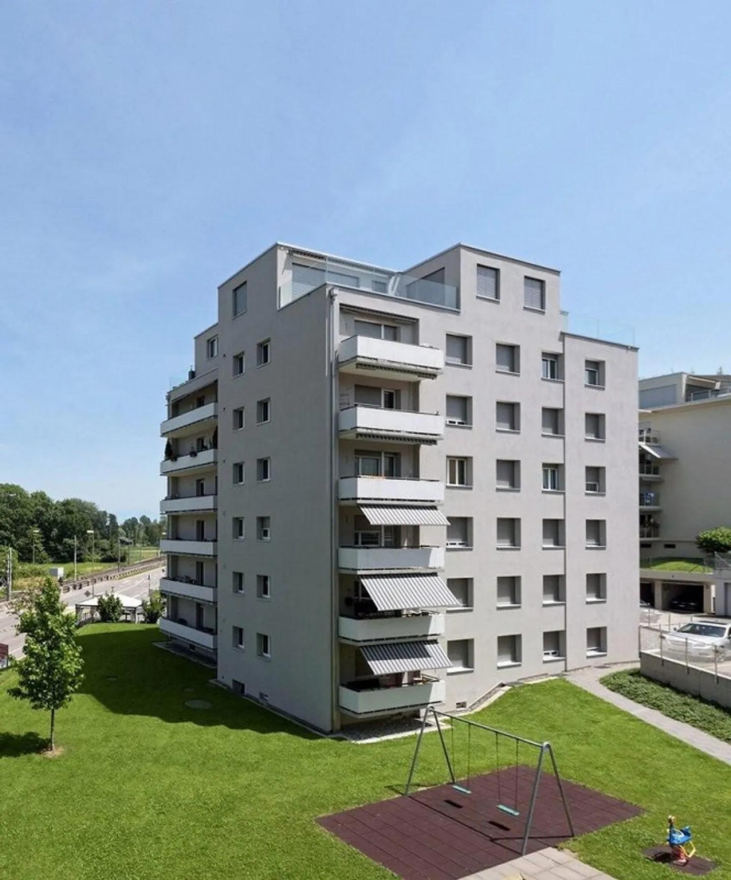 Modernes Apartment am See - Foto 1 von 8