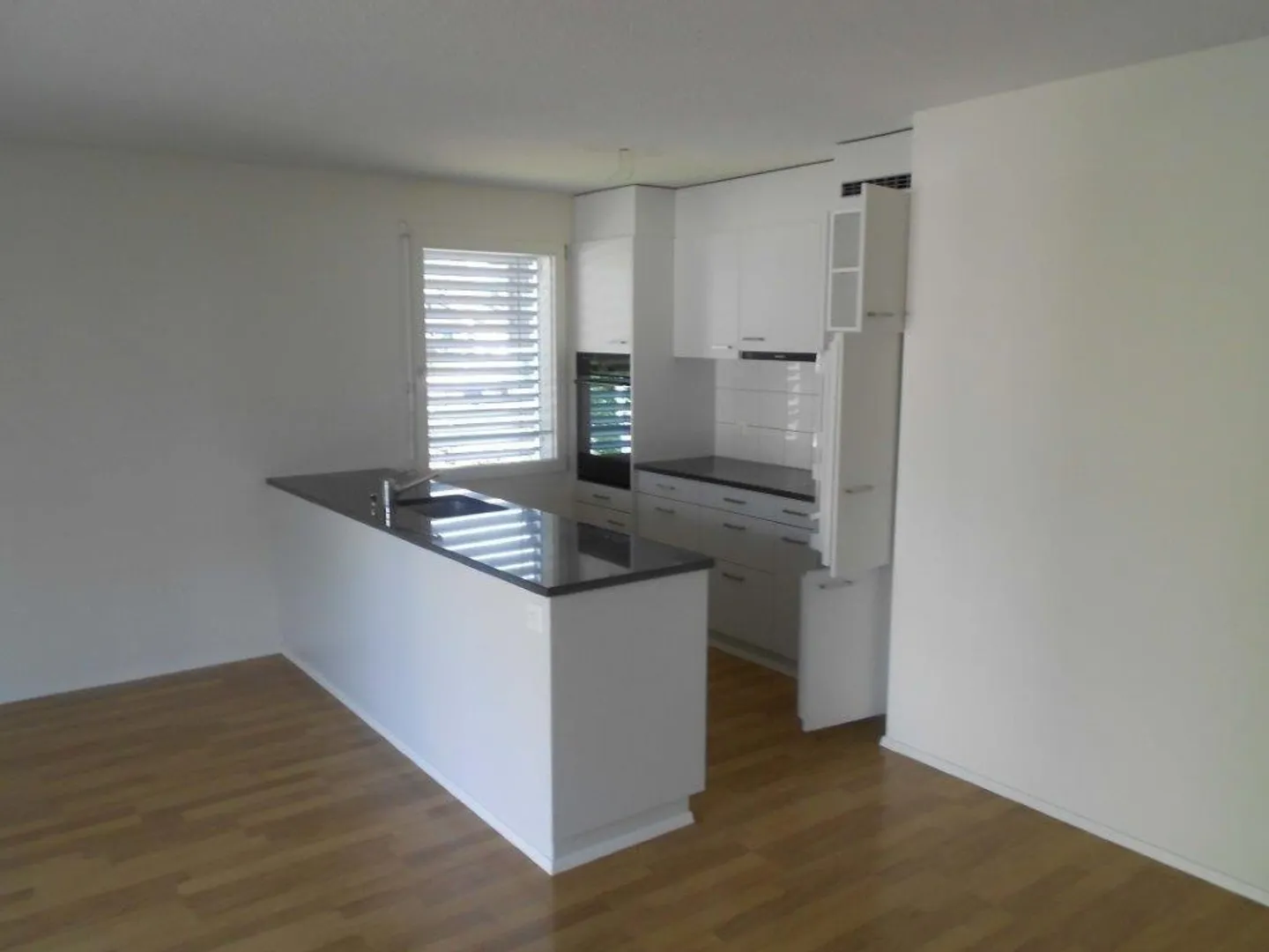 3.5 Zimmer-Wohnung an ruhiger Lage zu vermieten - Foto 7 von 11